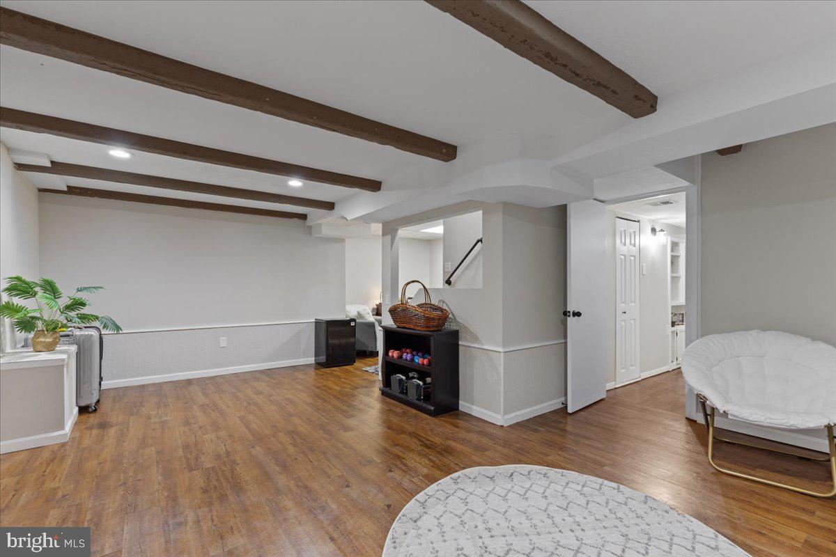 BURKE CENTRE - Residential