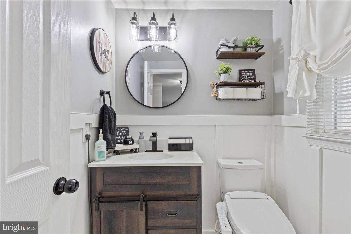 BURKE CENTRE - Residential