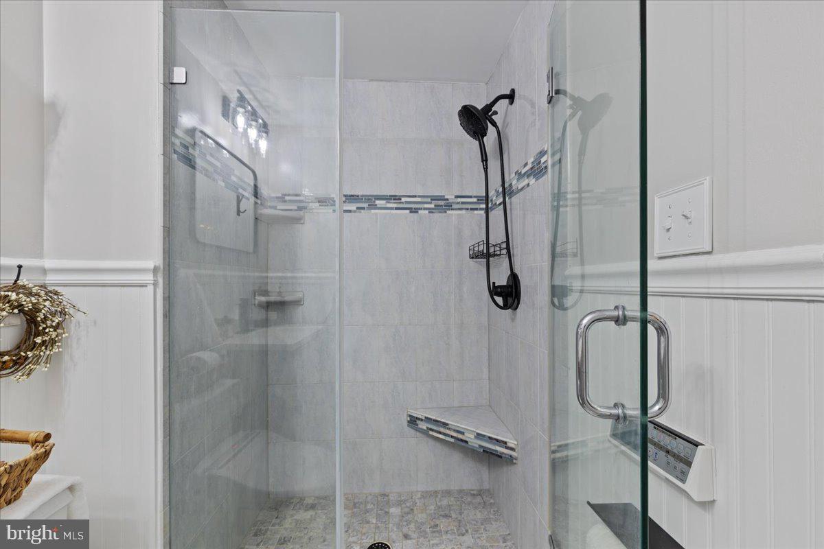 BURKE CENTRE - Residential