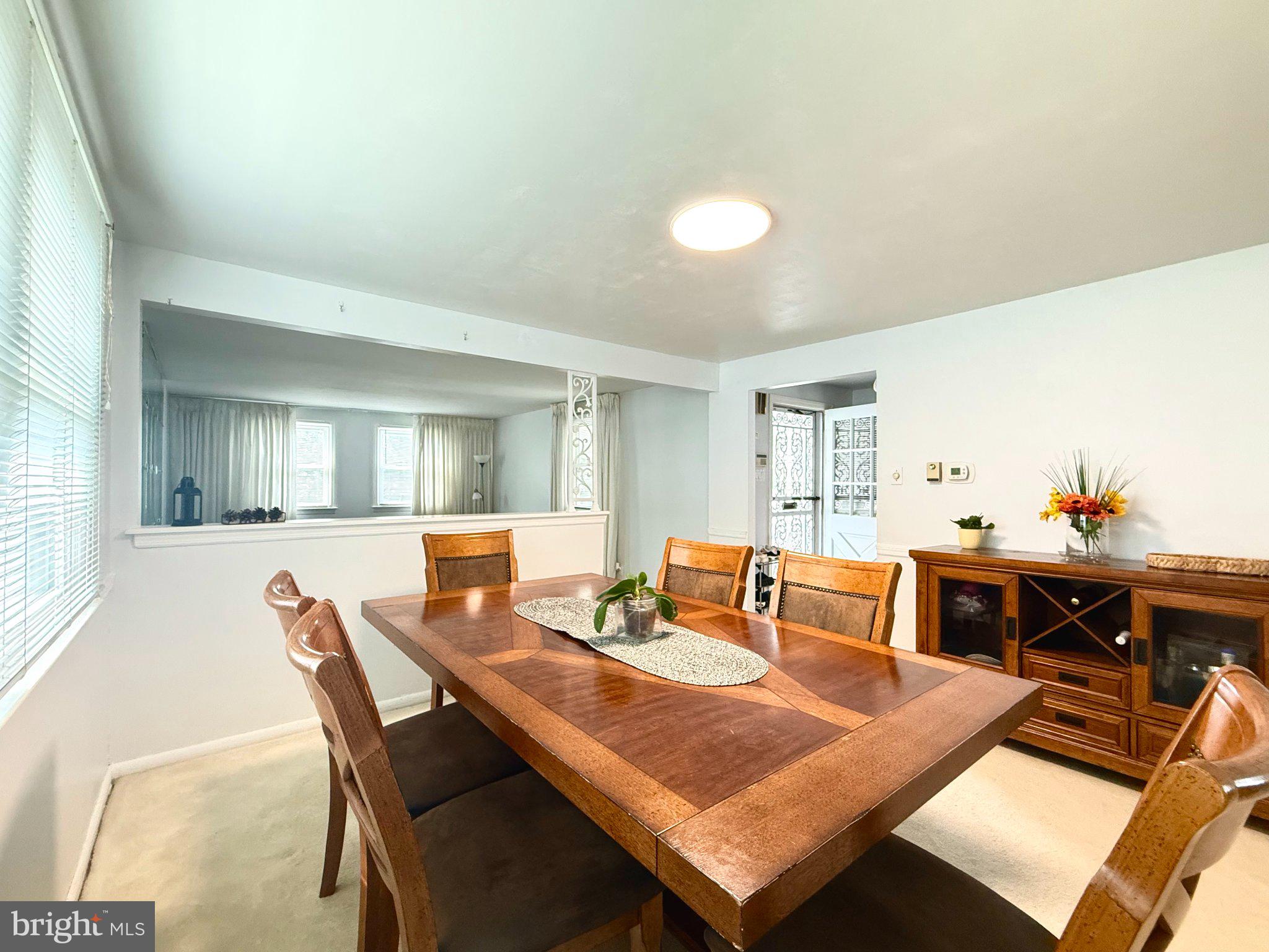237 5TH AVENUE W