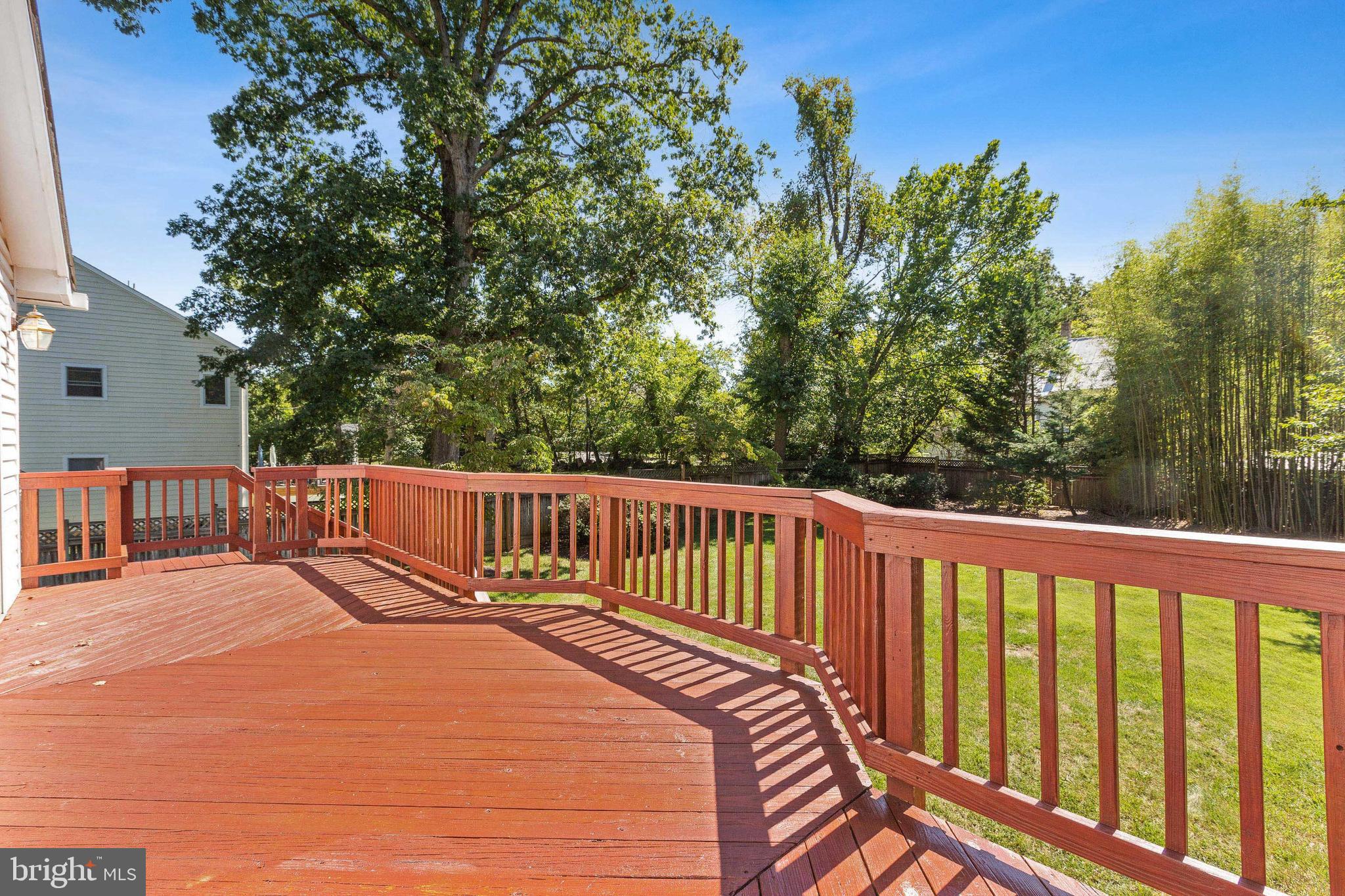 WOODFORD - Residential