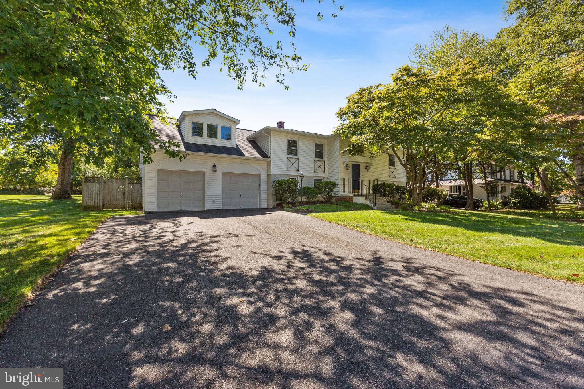 WOODFORD - Residential