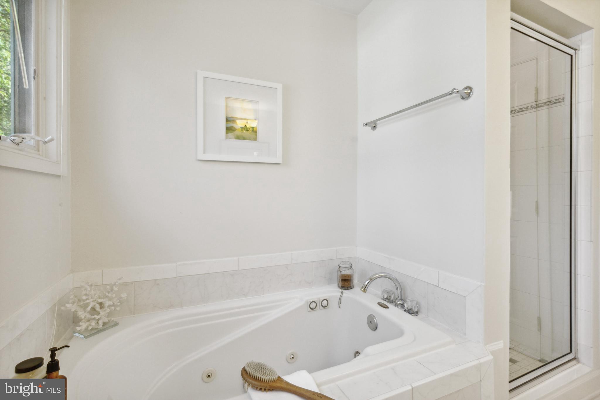 WOODFORD - Residential