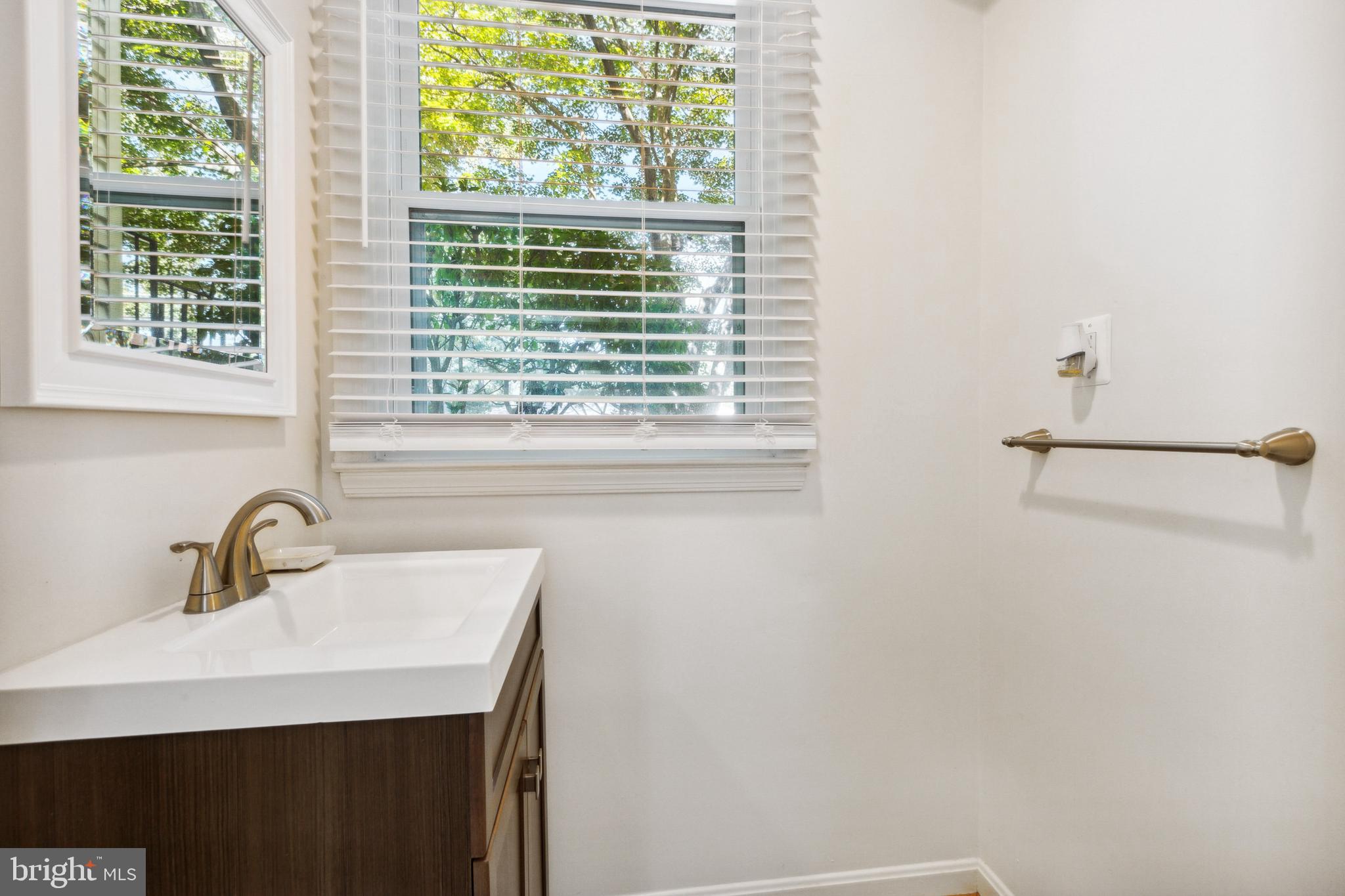 WOODFORD - Residential