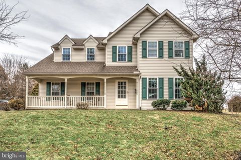Photo of 337 Miller Street, STRASBURG, PA 17579 (MLS # PALA2064198)