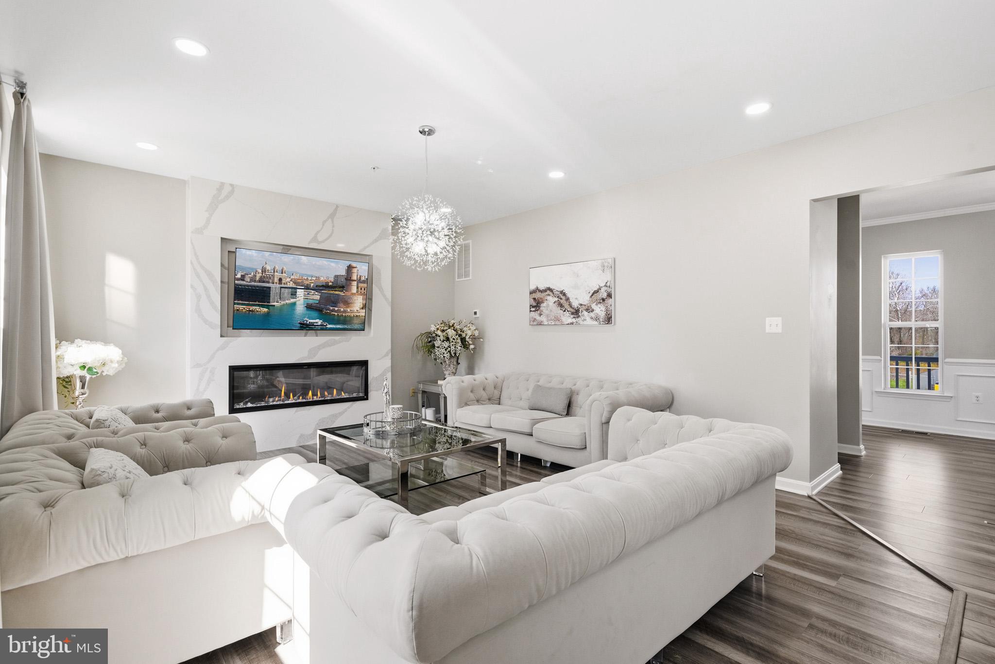 CLARK'S REST - Residential