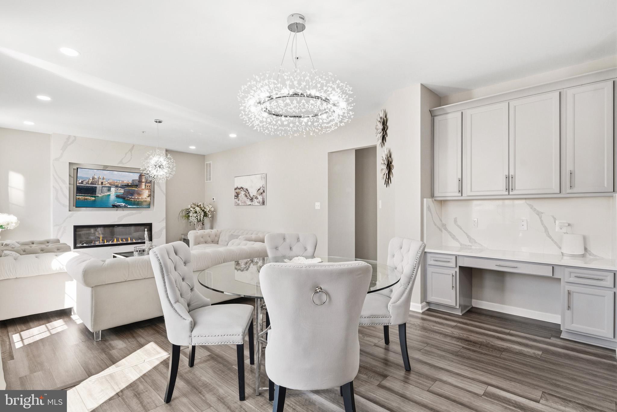 CLARK'S REST - Residential