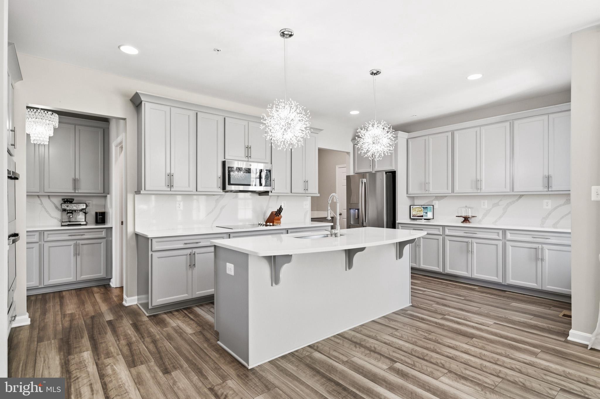 CLARK'S REST - Residential