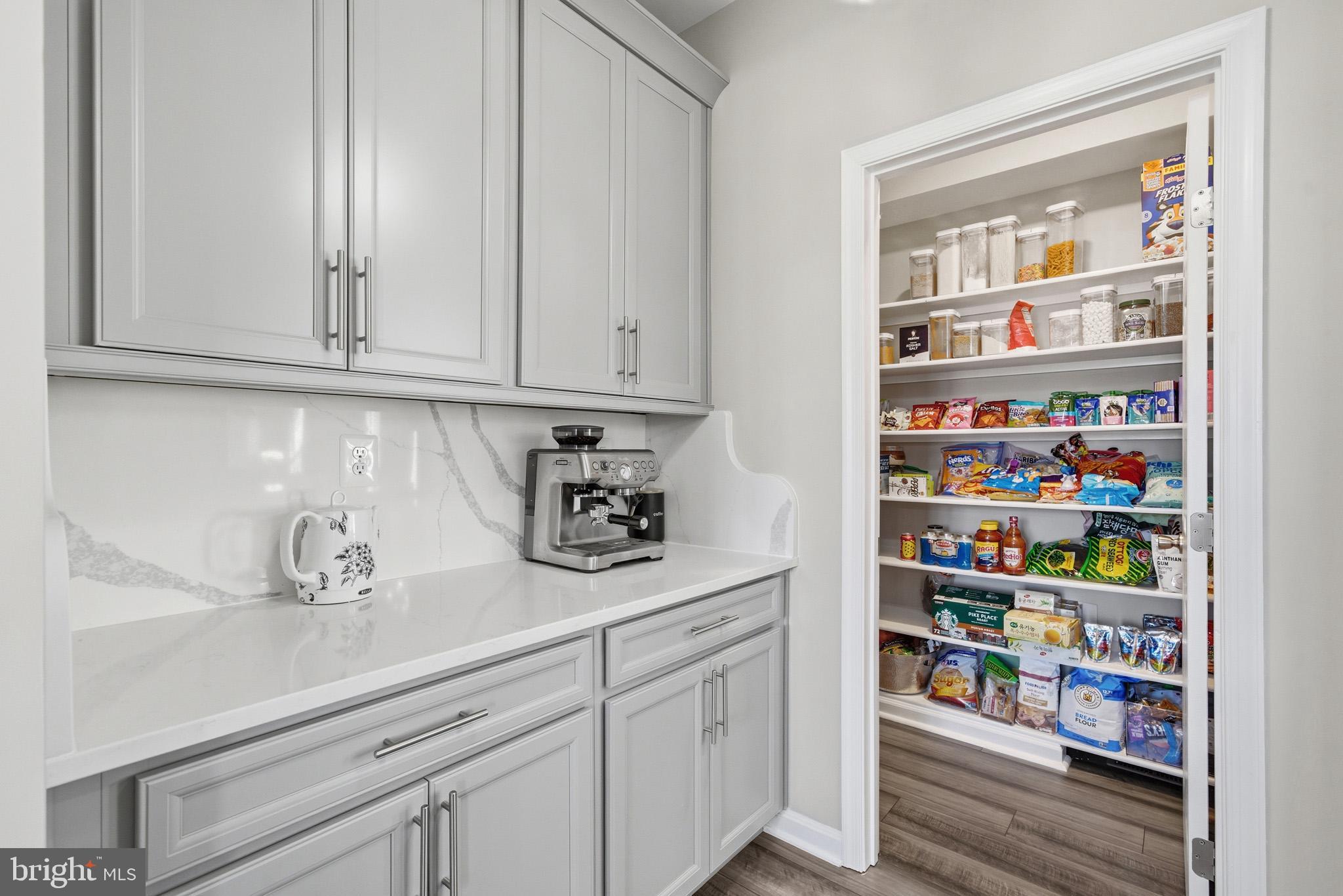 CLARK'S REST - Residential