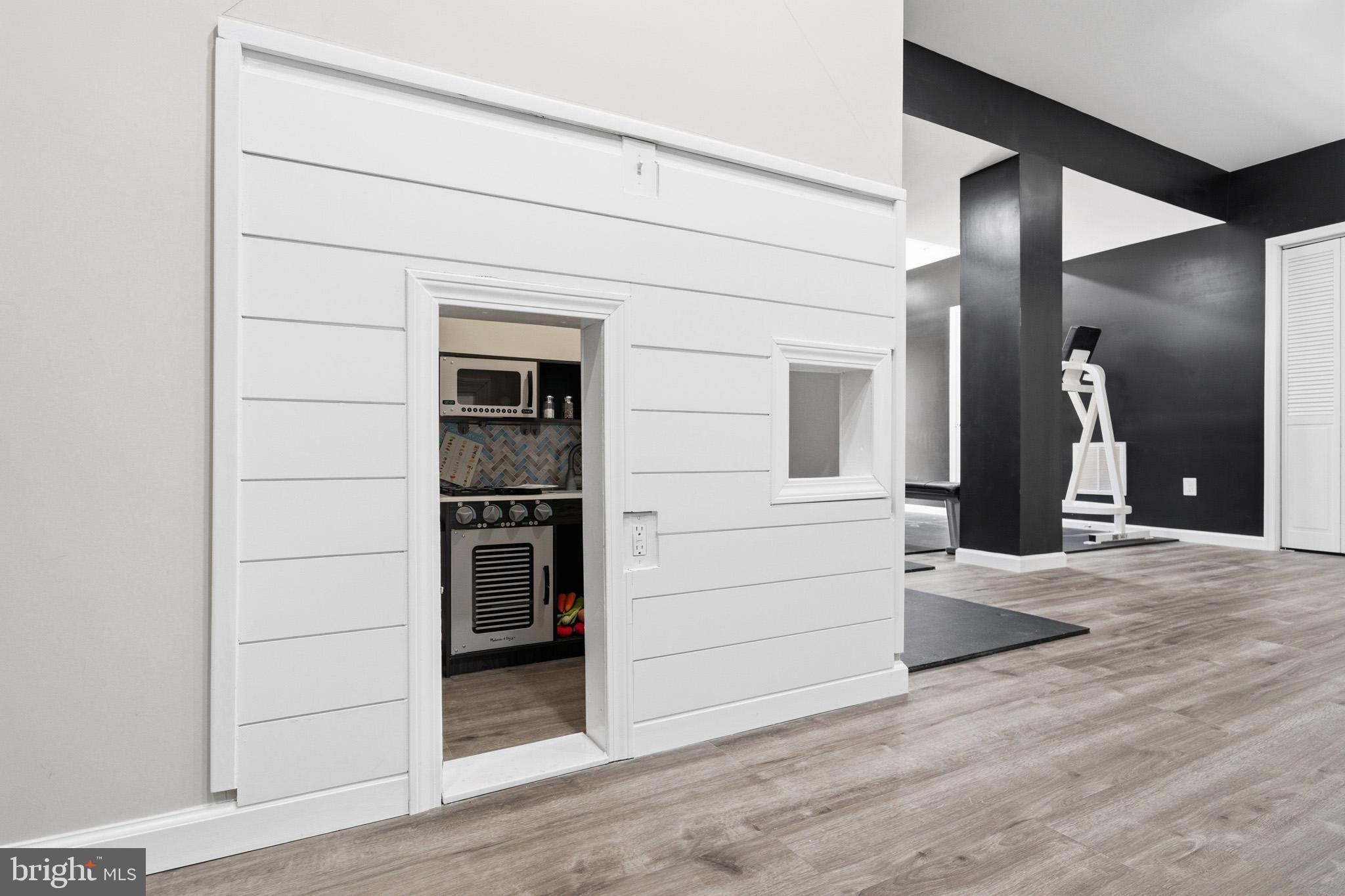 CLARK'S REST - Residential