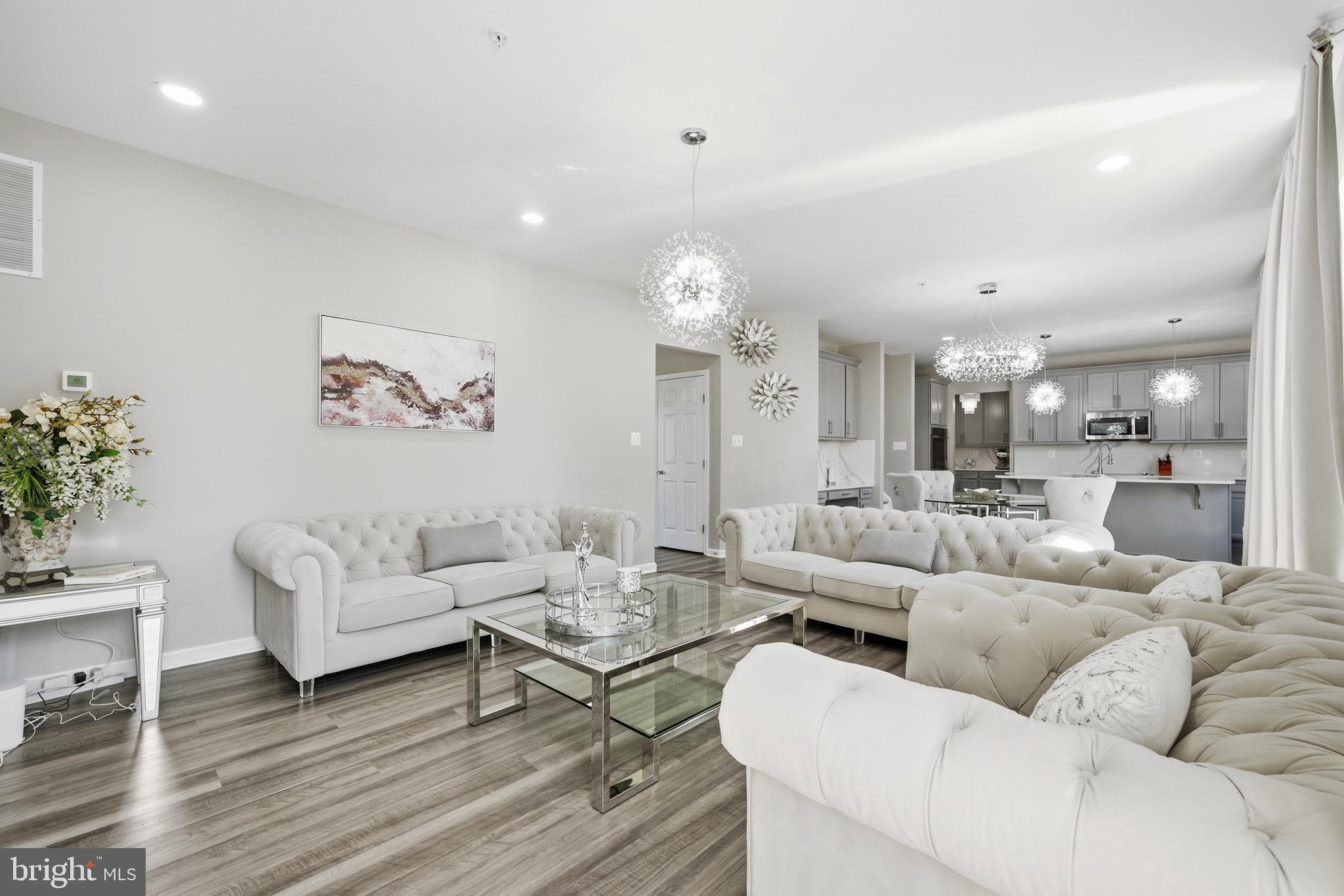 CLARK'S REST - Residential