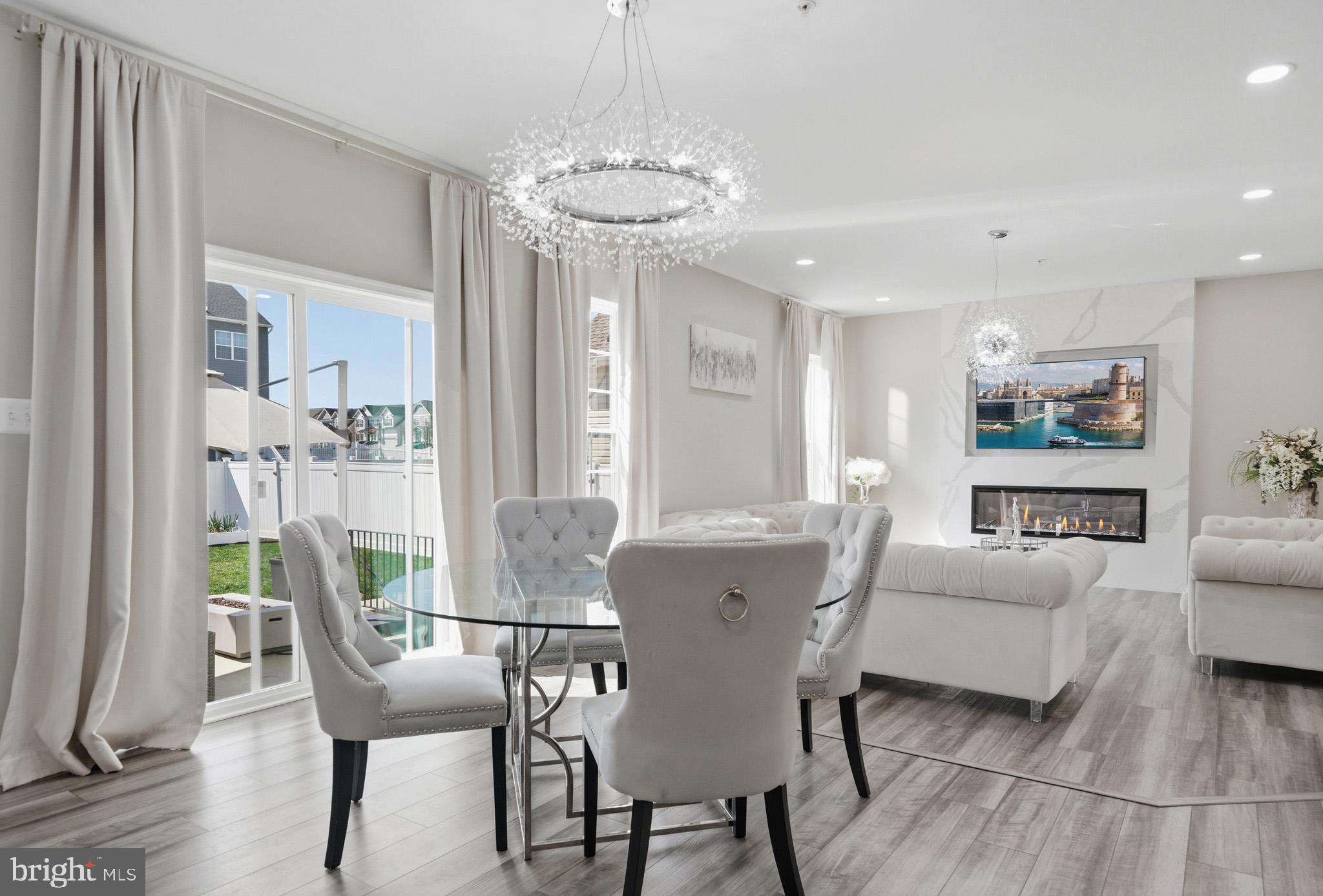 CLARK'S REST - Residential