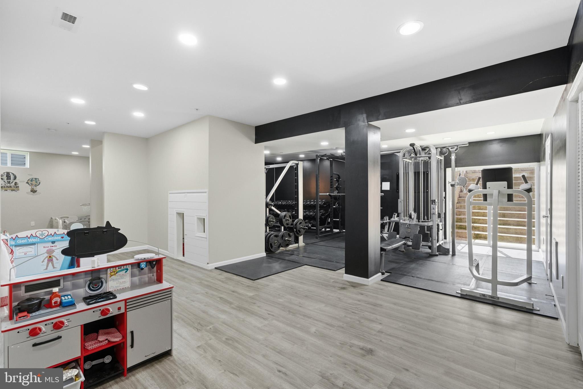 CLARK'S REST - Residential