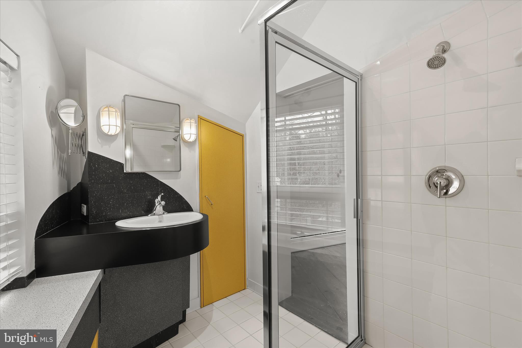 OAK CREST - Residential