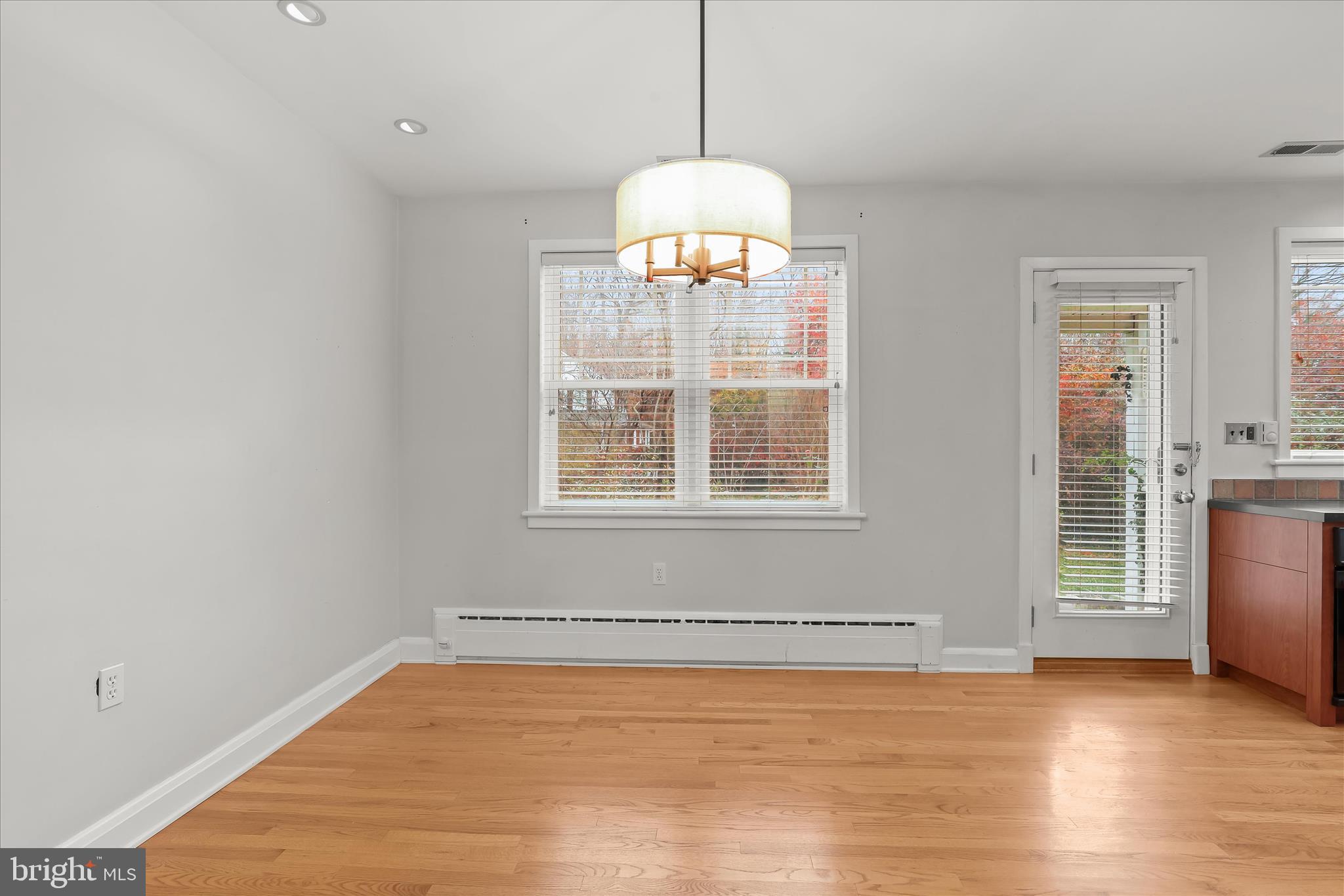 OAK CREST - Residential