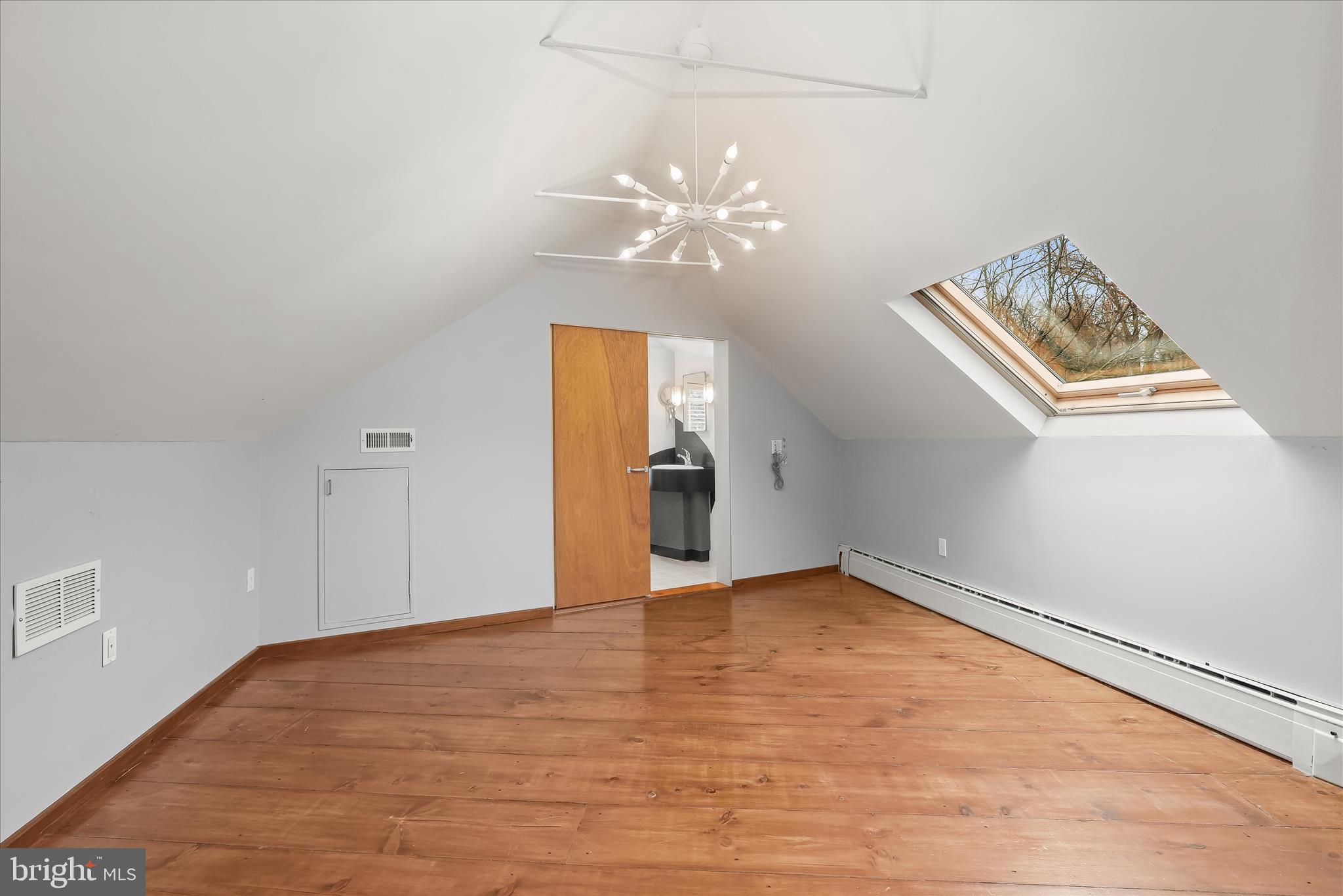 OAK CREST - Residential