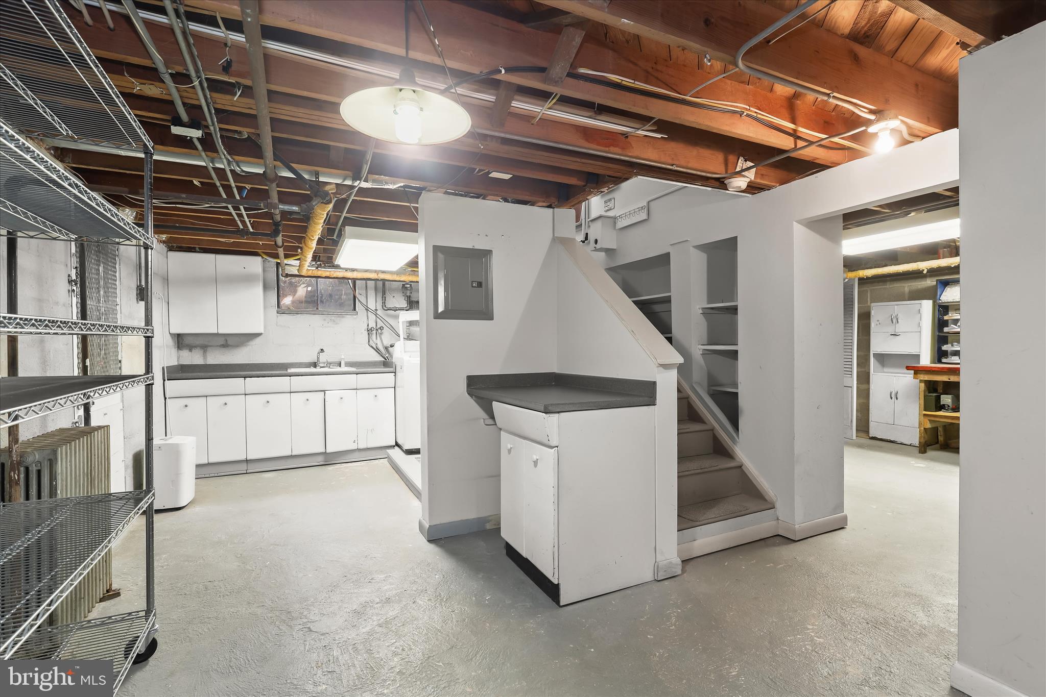 OAK CREST - Residential