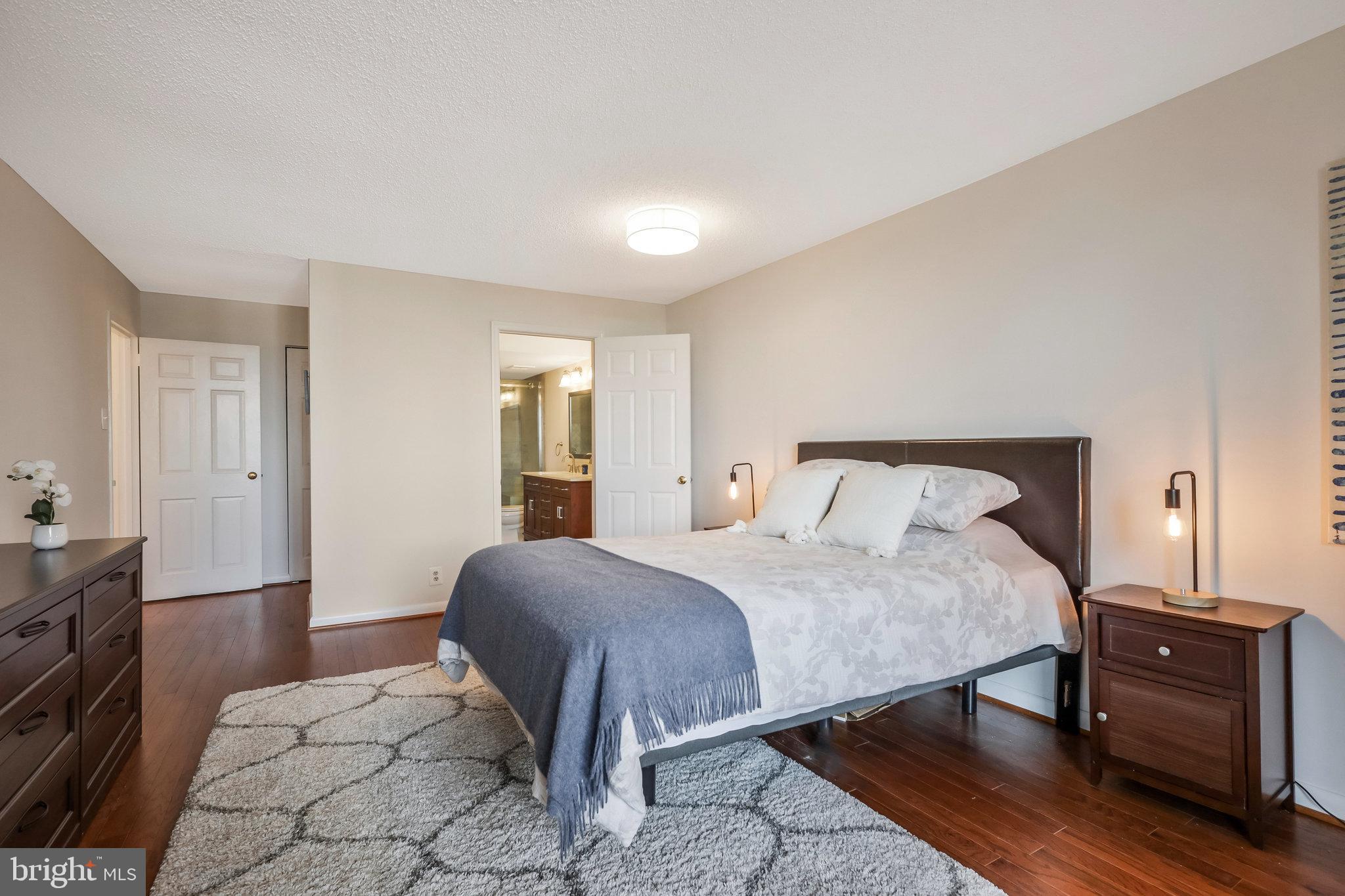 FRIENDSHIP HEIGHTS - Residential