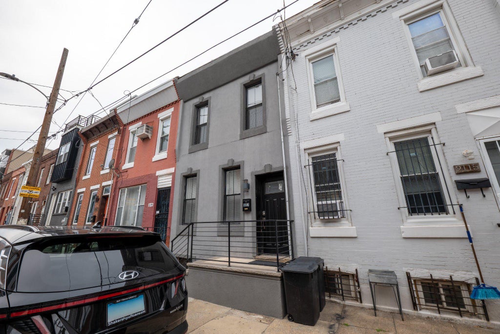 Photo of 2117 Mountain Street, PHILADELPHIA, PA 19145 (MLS # PAPH2642284)
