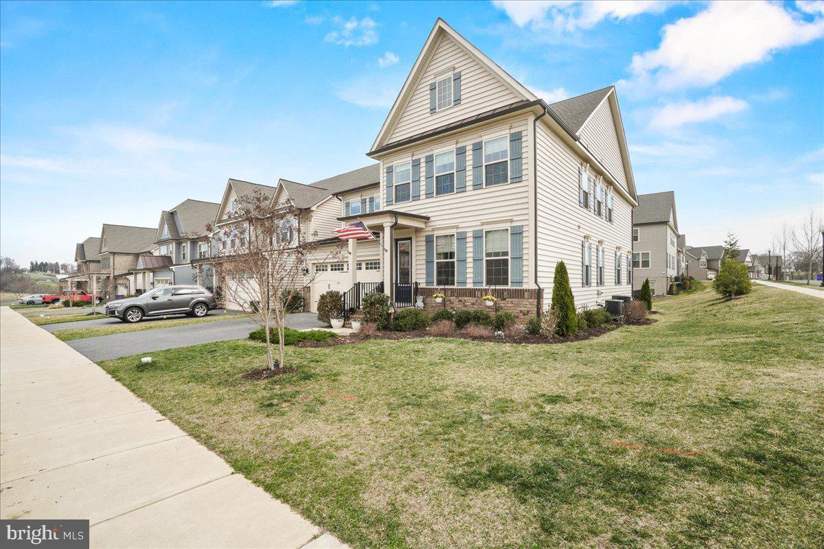 3685 MOONGLOW COURT