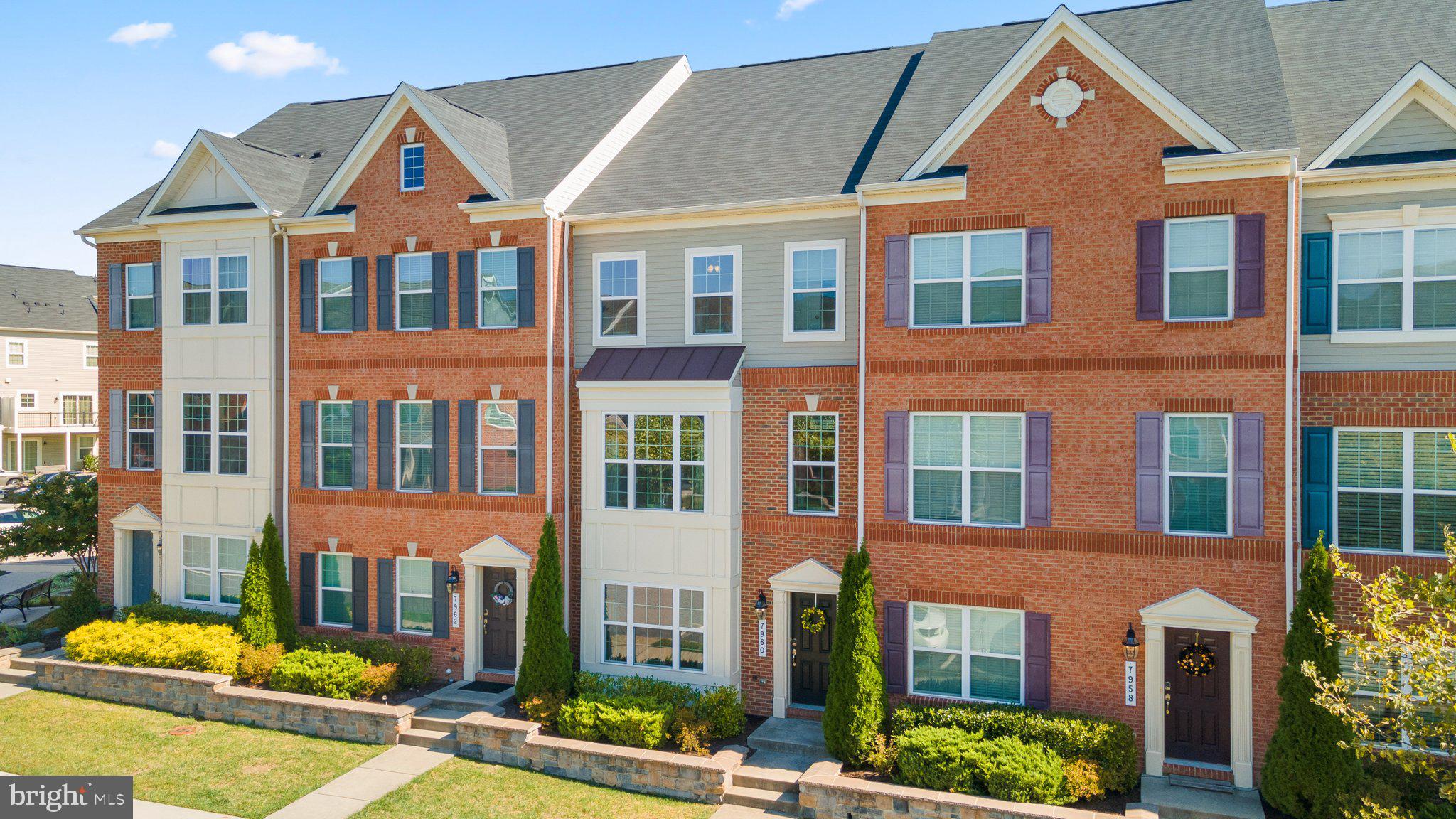 BLUE STREAM - Residential Lease