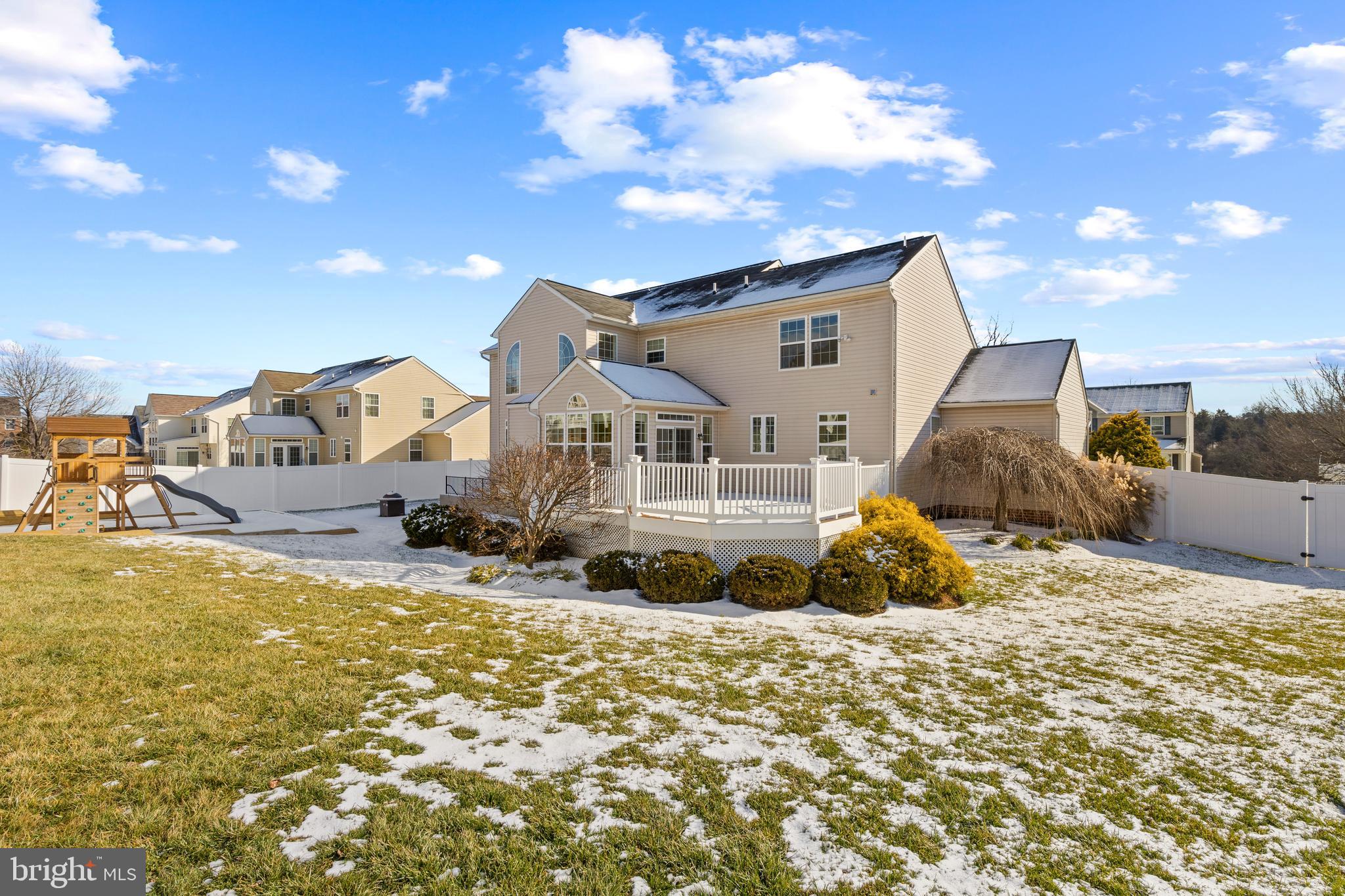 OAK CREEK - Residential