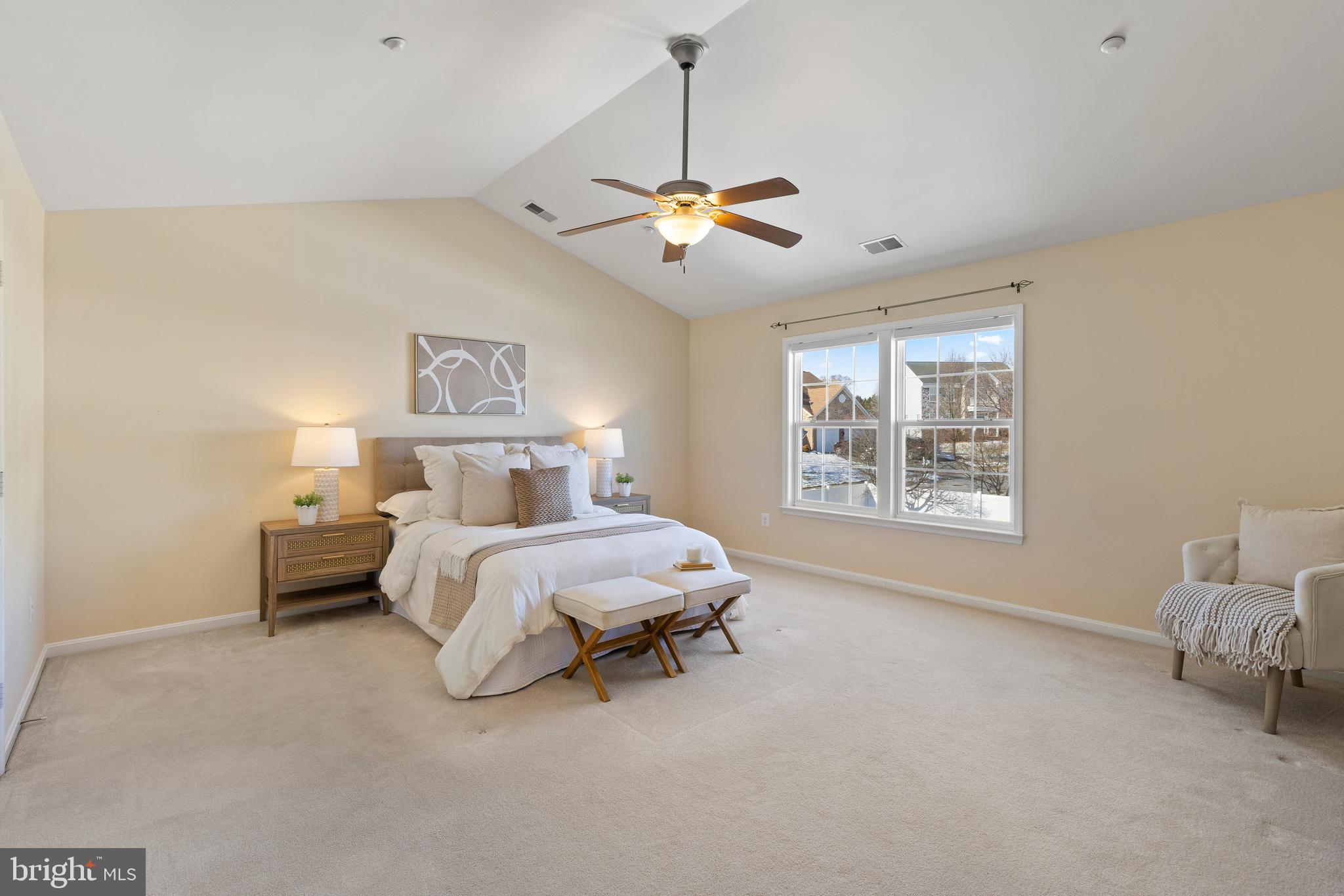 OAK CREEK - Residential