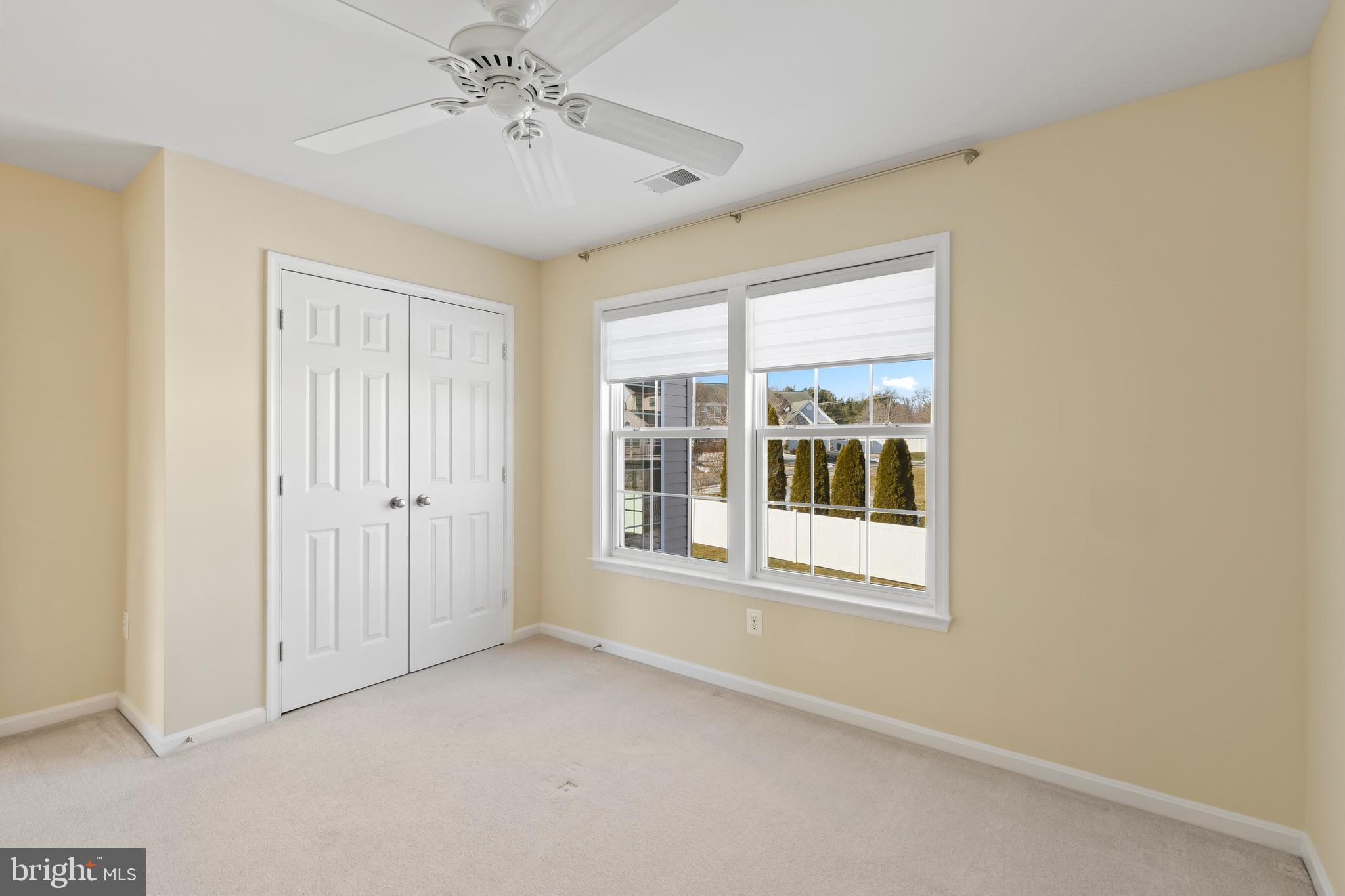 OAK CREEK - Residential