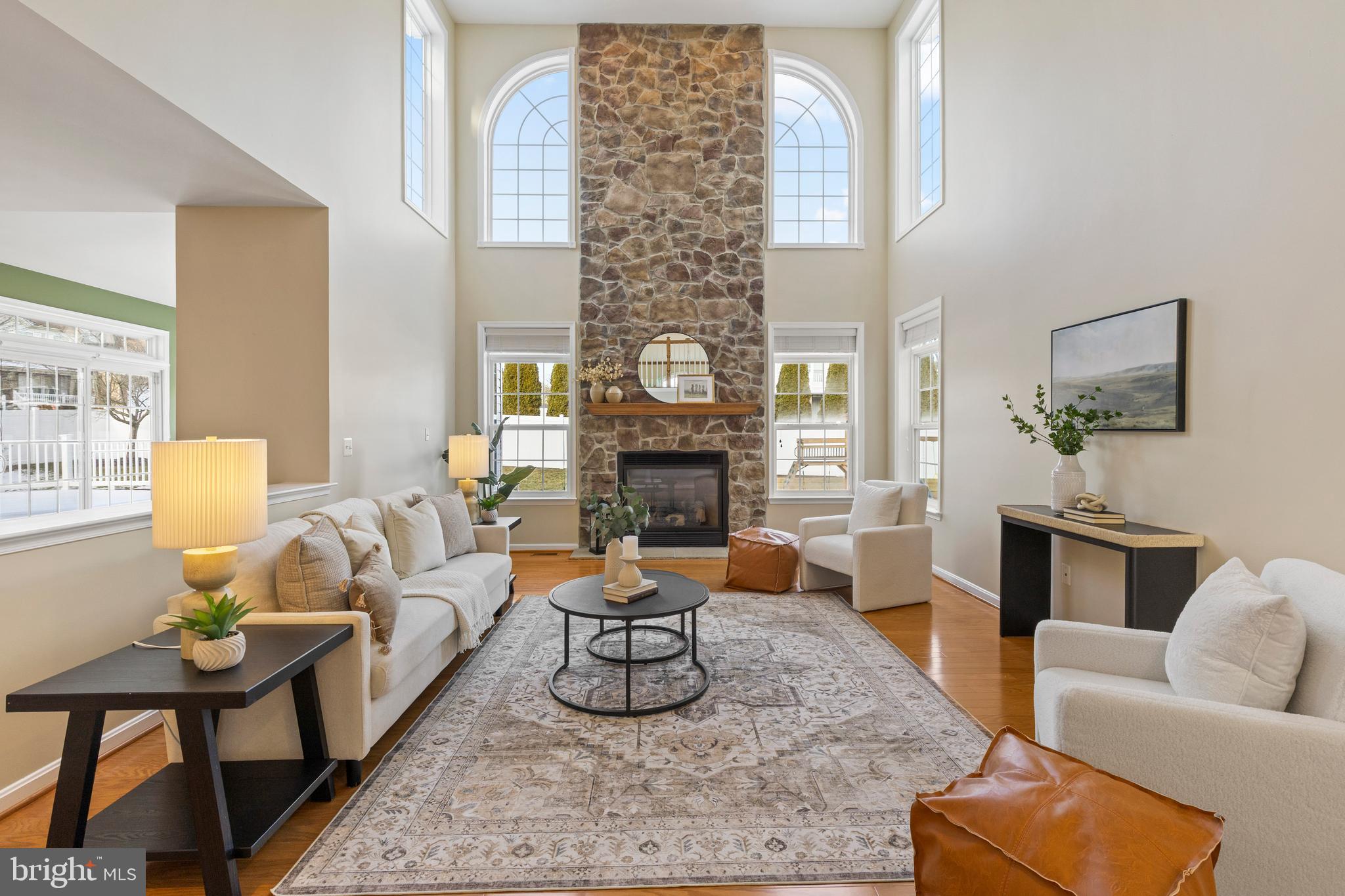 OAK CREEK - Residential