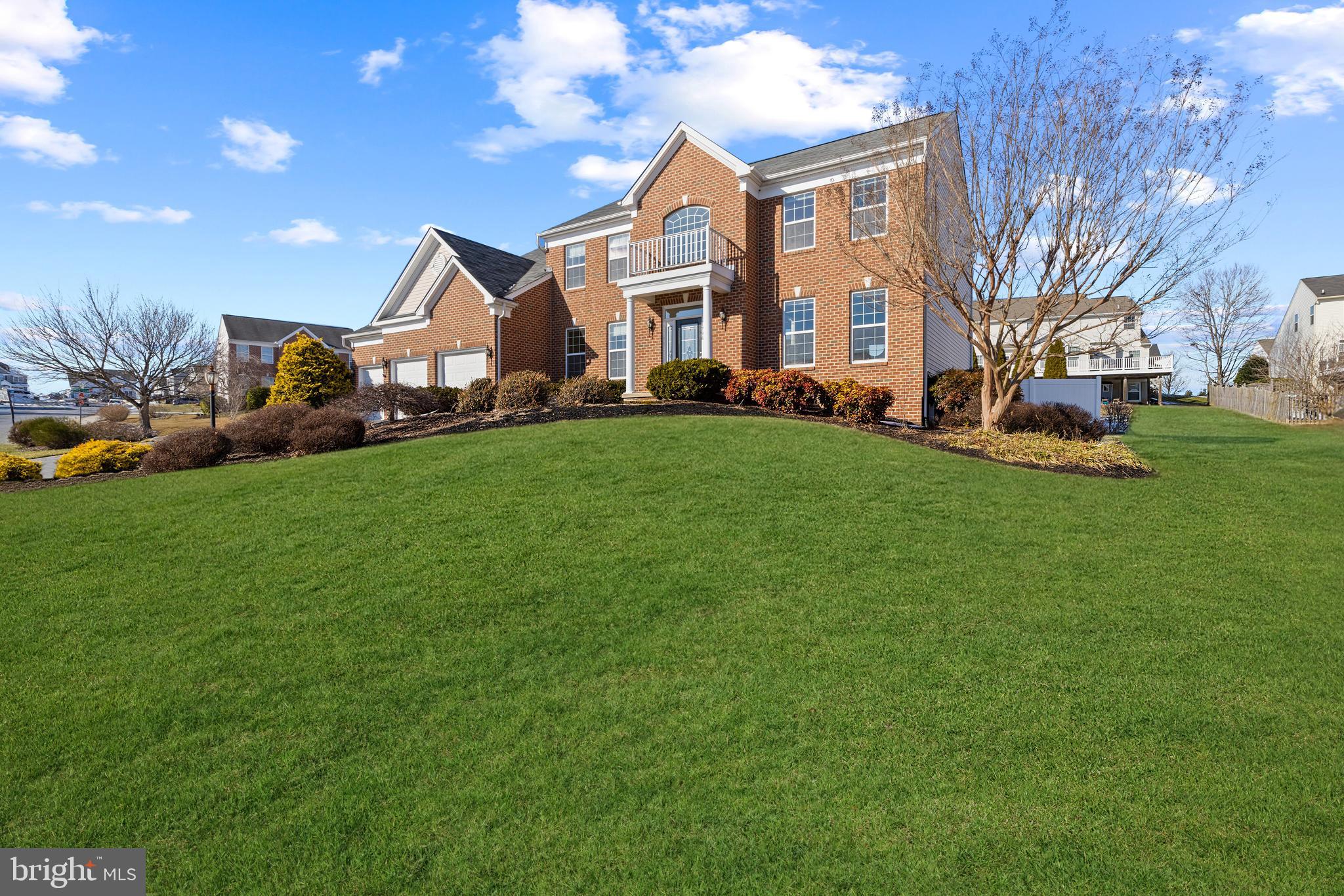 OAK CREEK - Residential