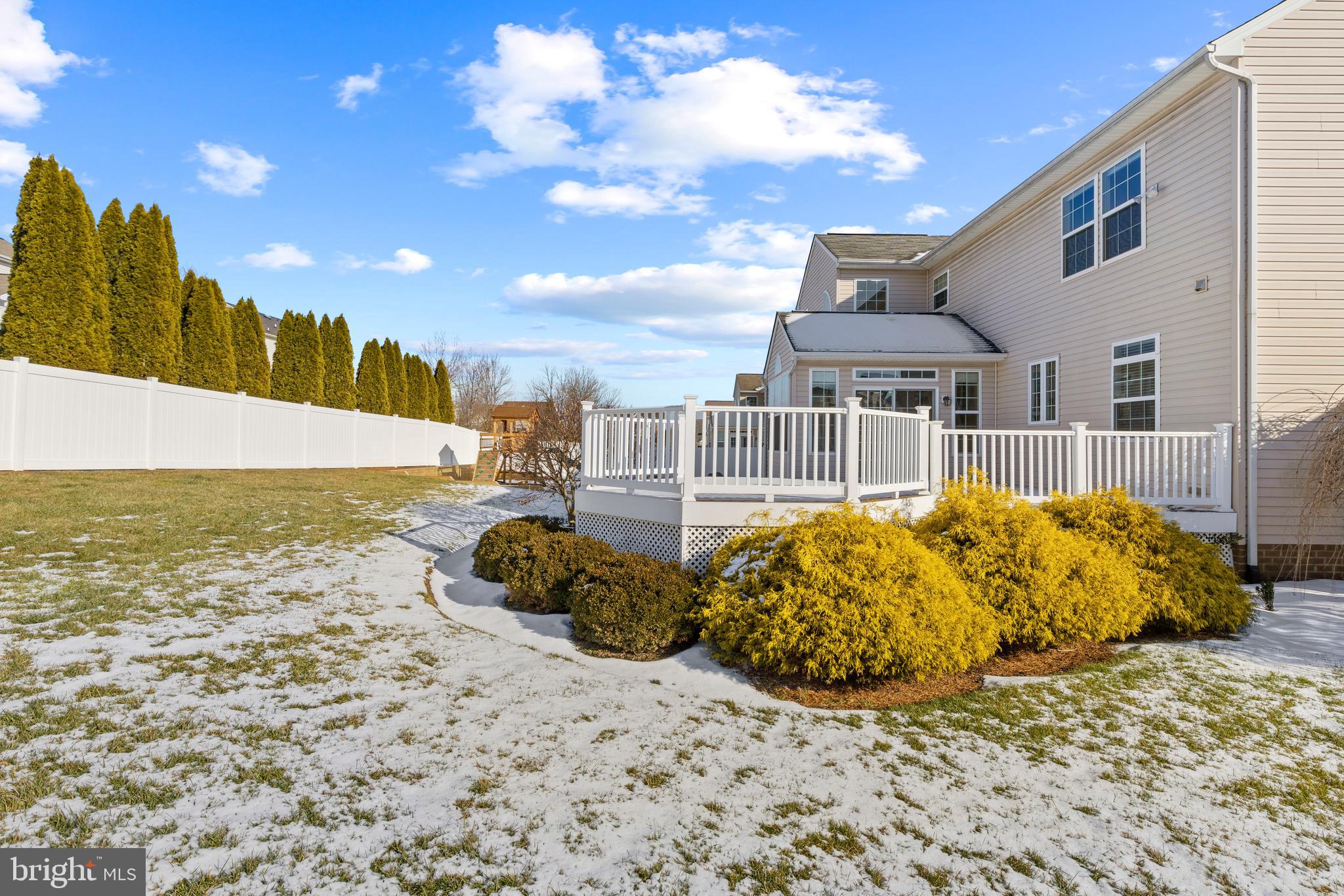 OAK CREEK - Residential