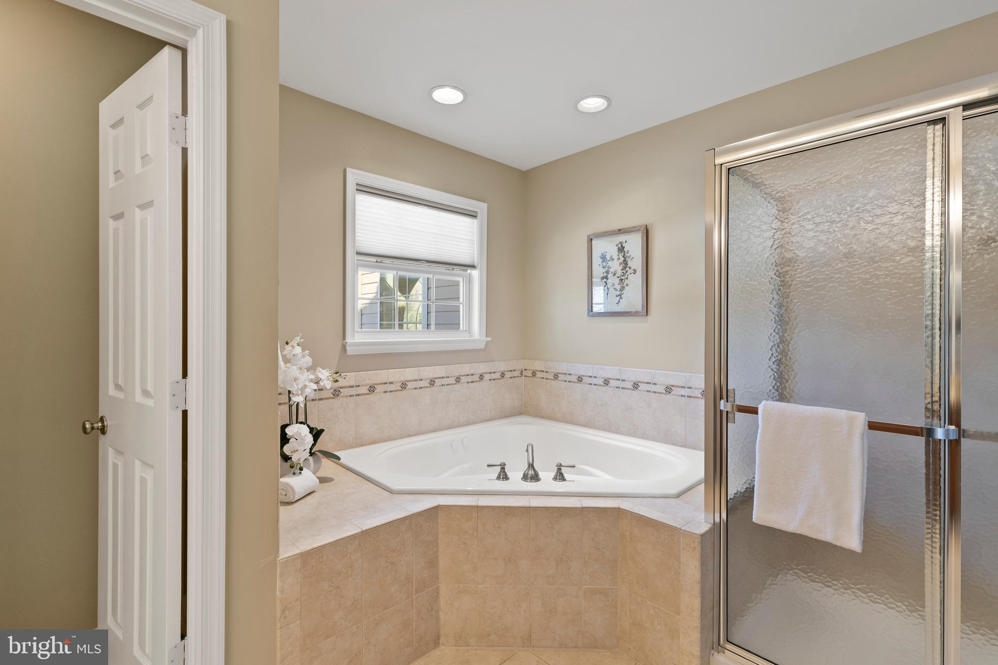 OAK CREEK - Residential