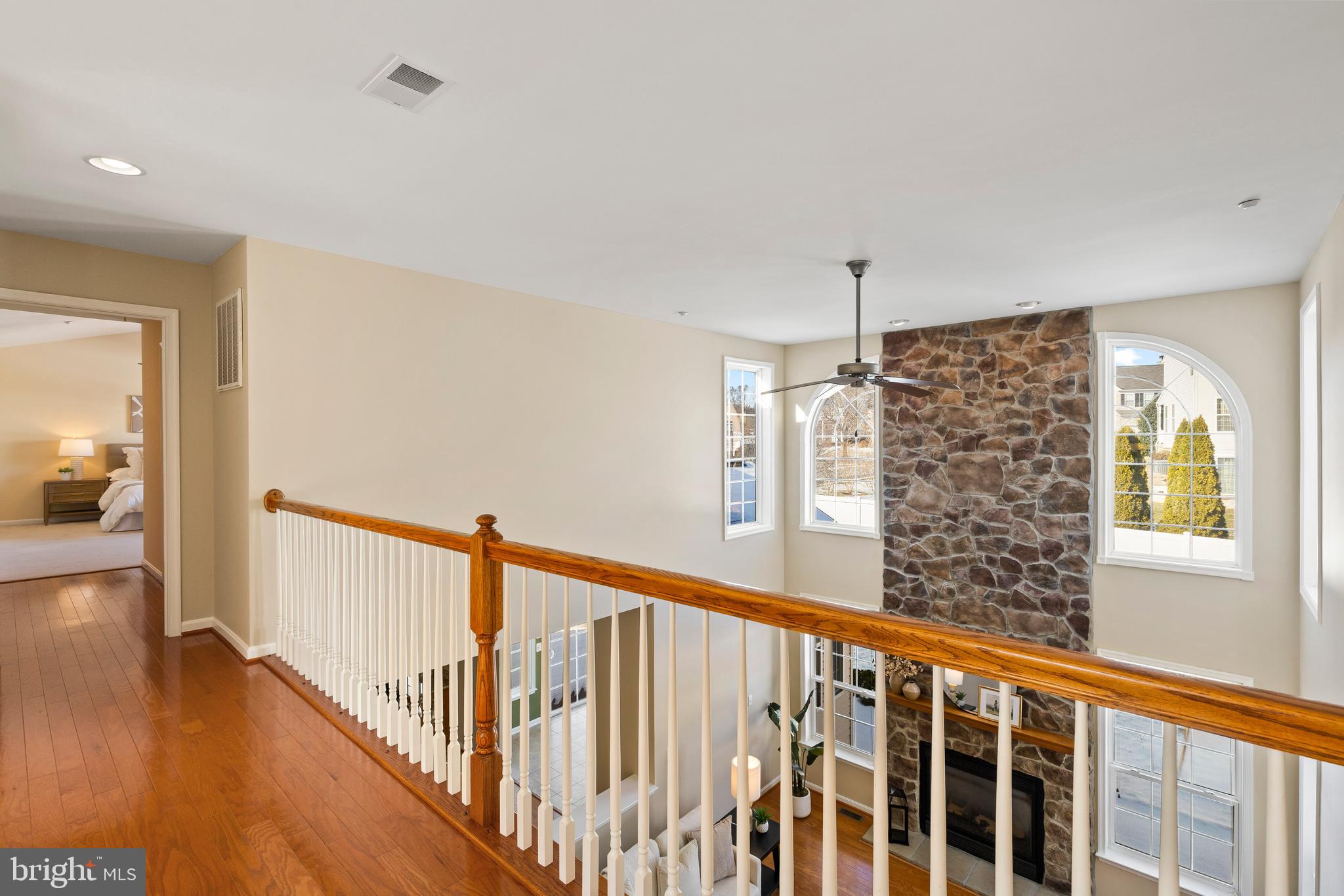 OAK CREEK - Residential