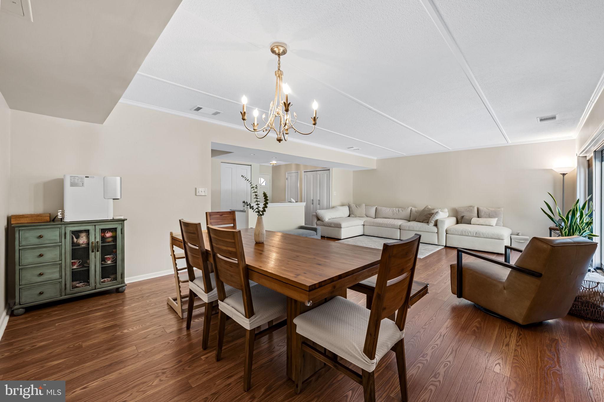 DEERFOX - Residential