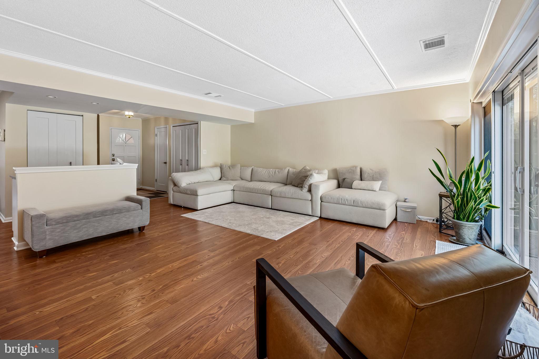 DEERFOX - Residential