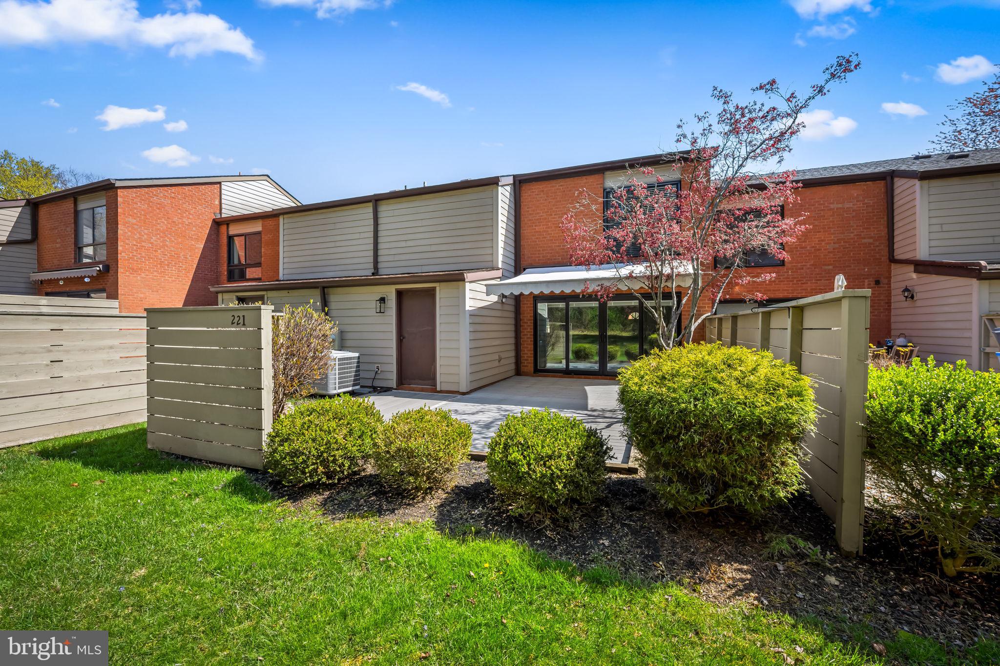 DEERFOX - Residential