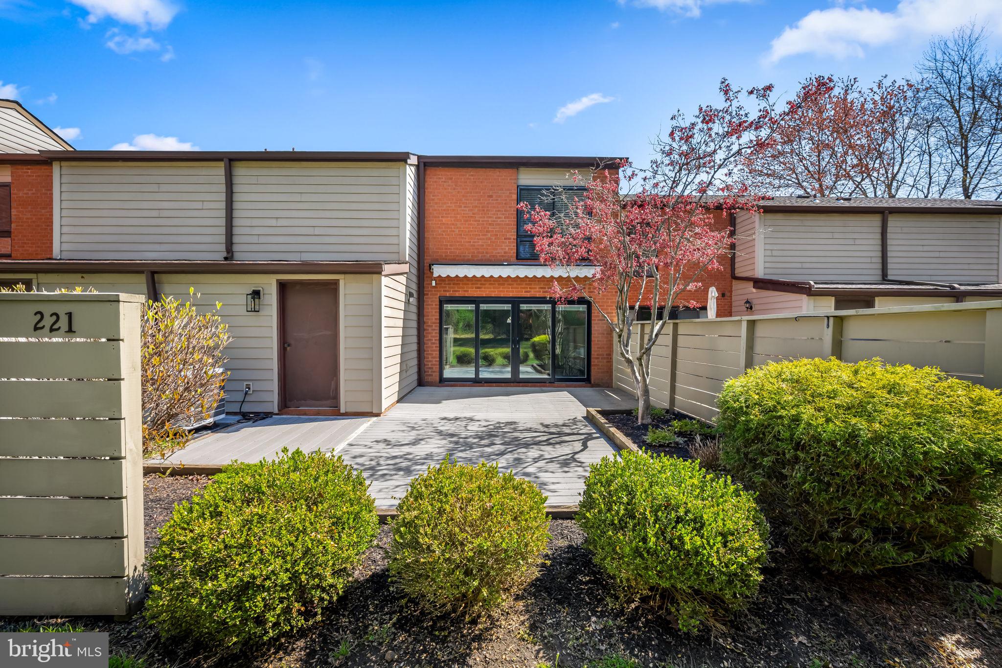 DEERFOX - Residential