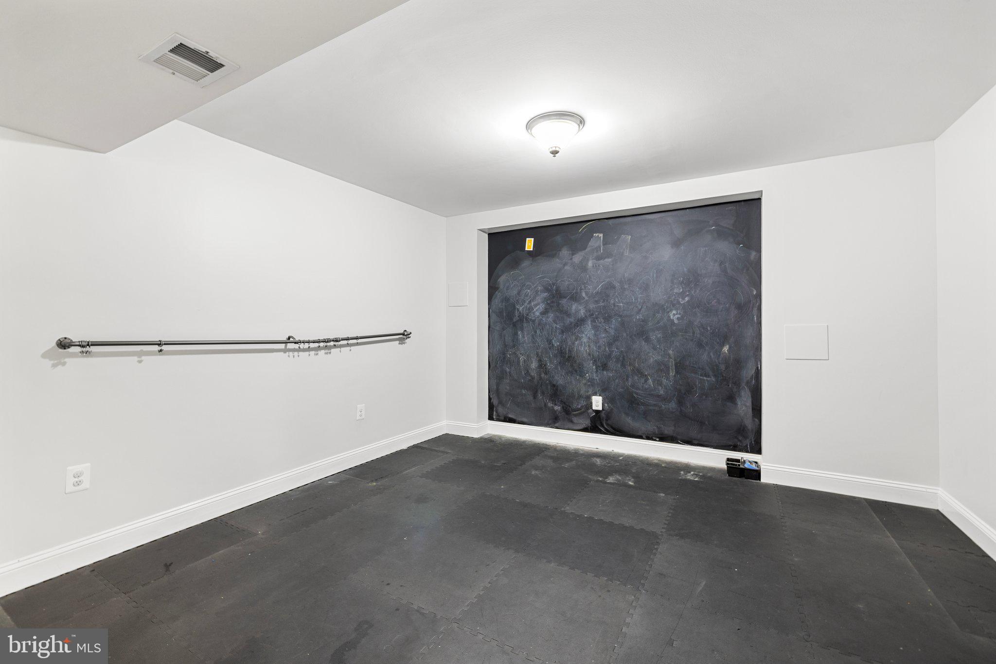 PIEDMONT - Residential