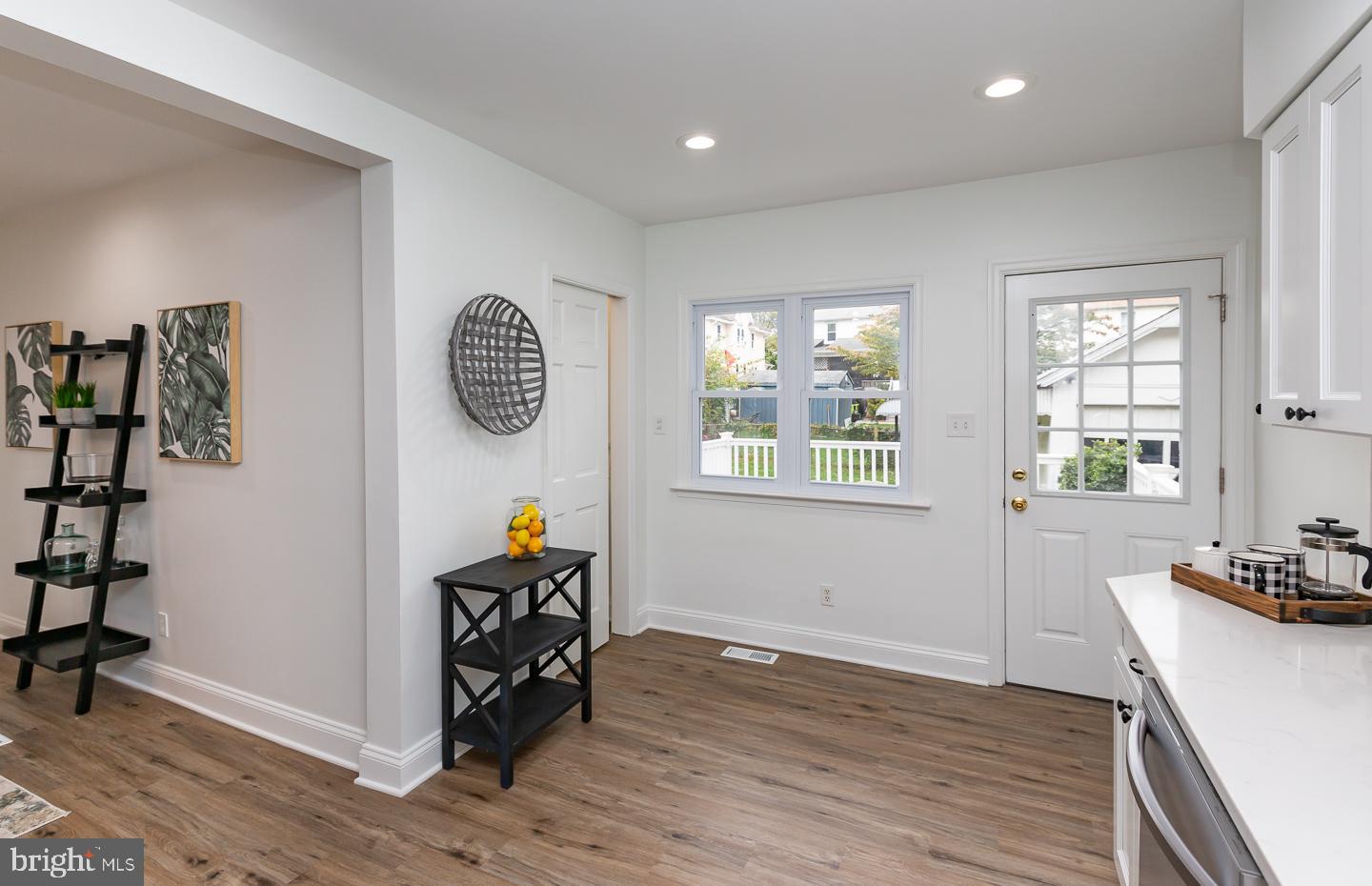 OAKMONT - Residential Lease