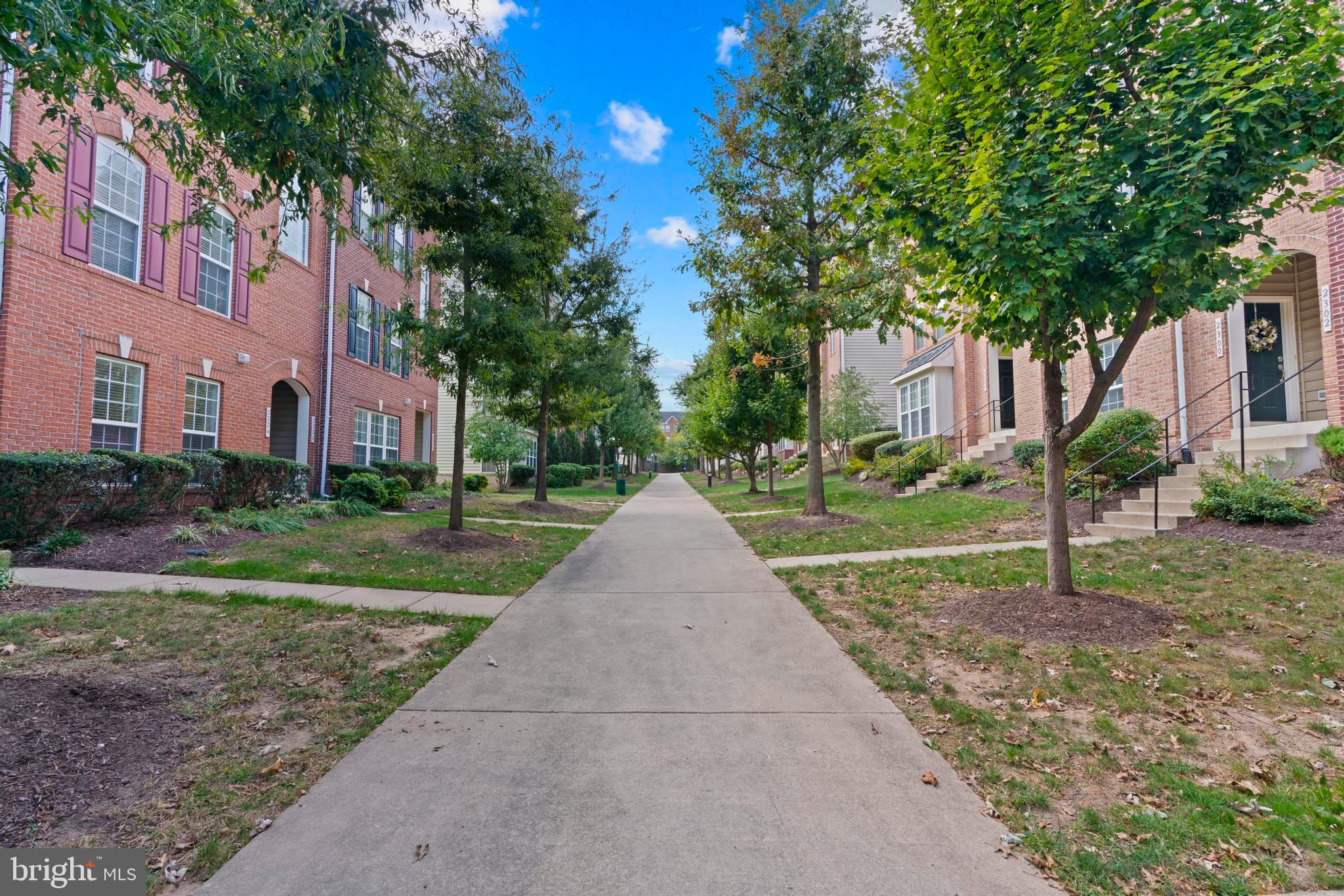 POTOMAC CLUB CONDOMINIUMS - Residential Lease