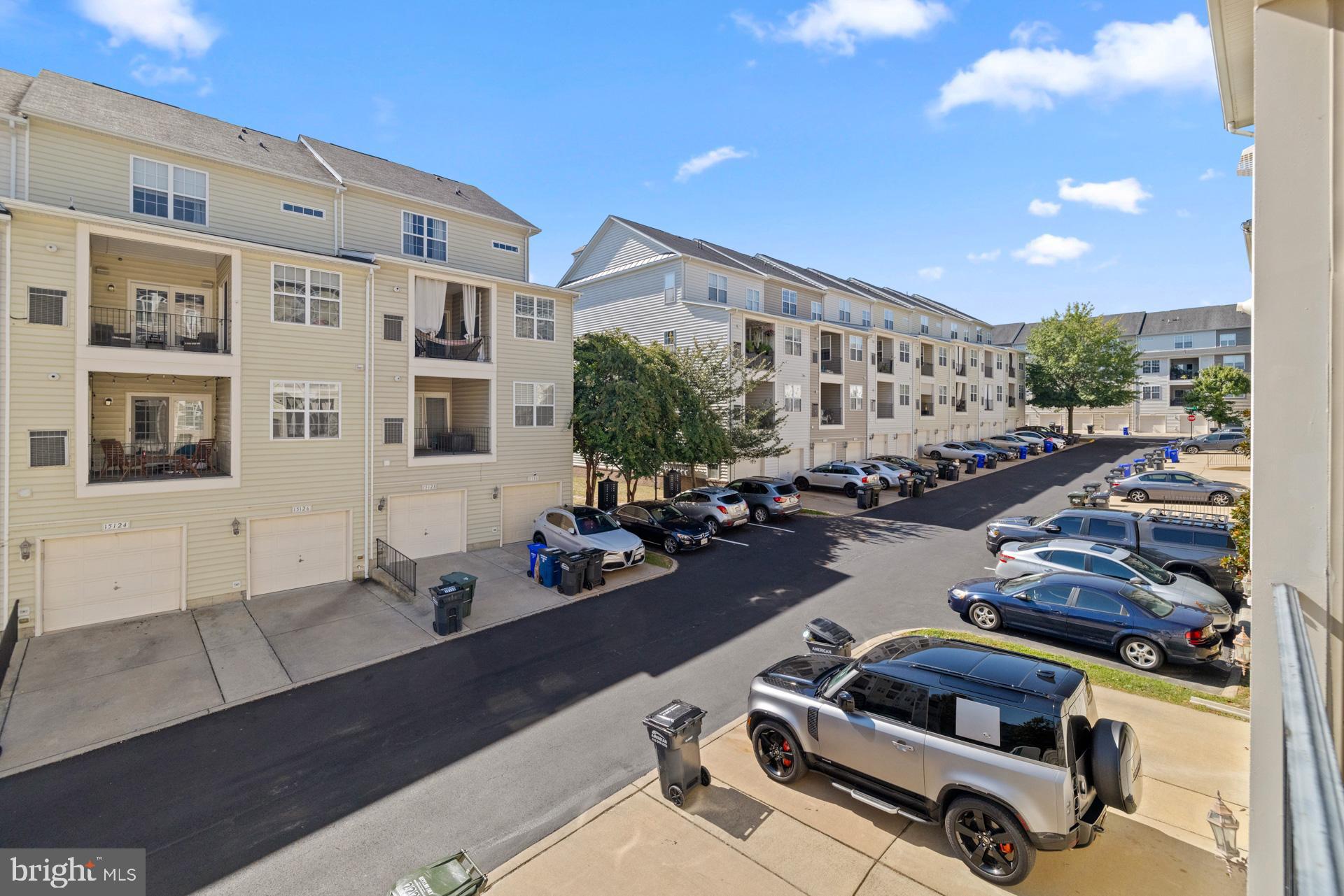 POTOMAC CLUB CONDOMINIUMS - Residential Lease