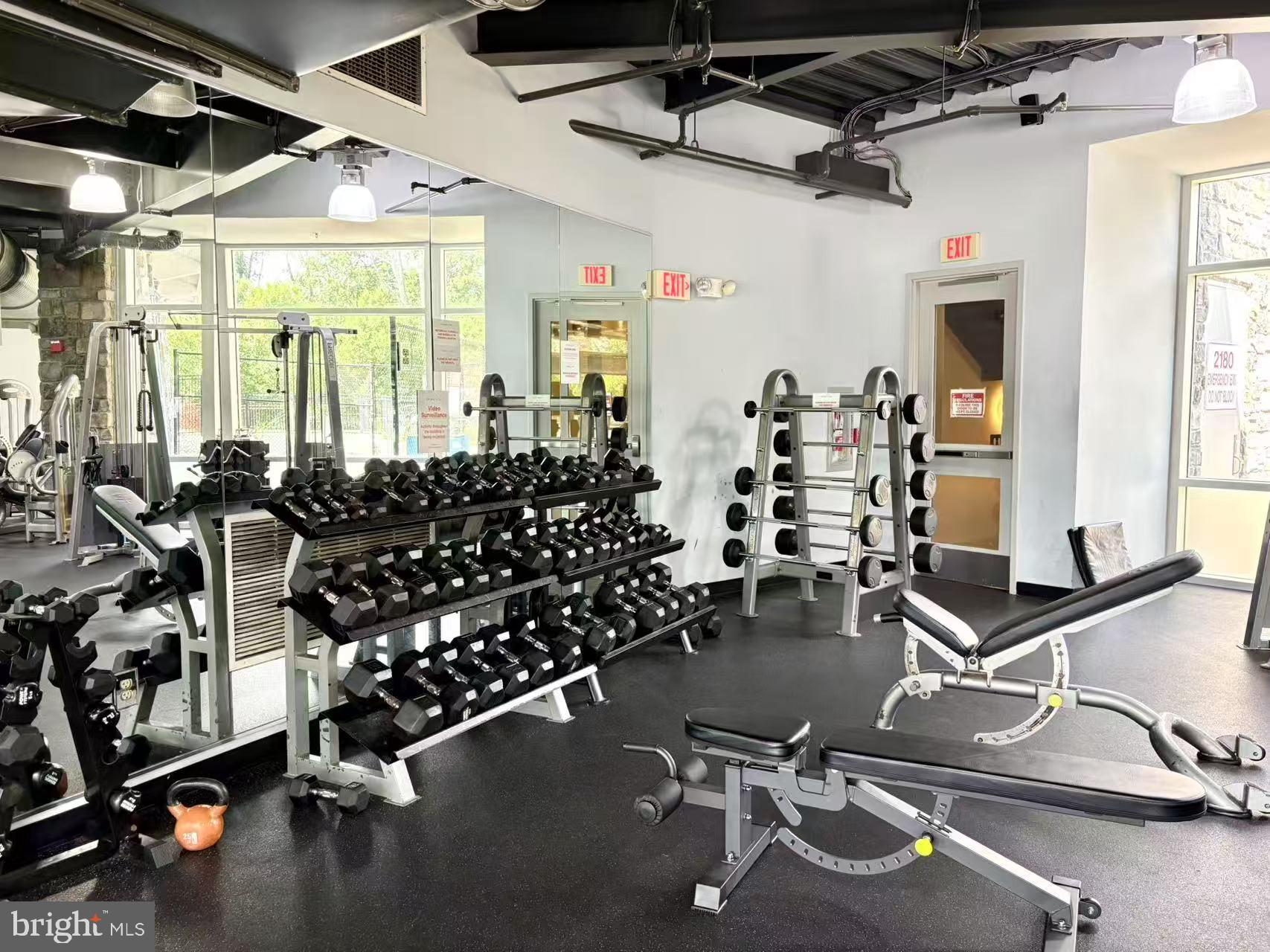 POTOMAC CLUB CONDOMINIUMS - Residential Lease