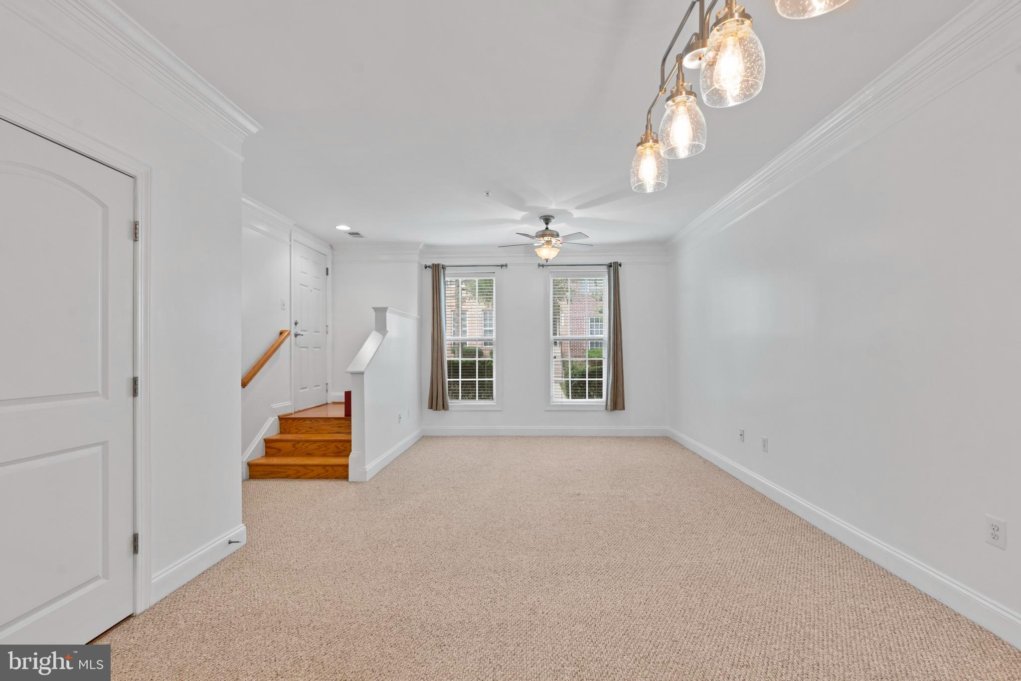 POTOMAC CLUB CONDOMINIUMS - Residential Lease