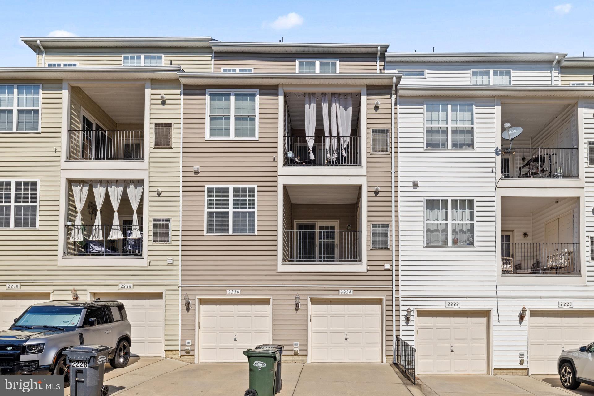 POTOMAC CLUB CONDOMINIUMS - Residential Lease