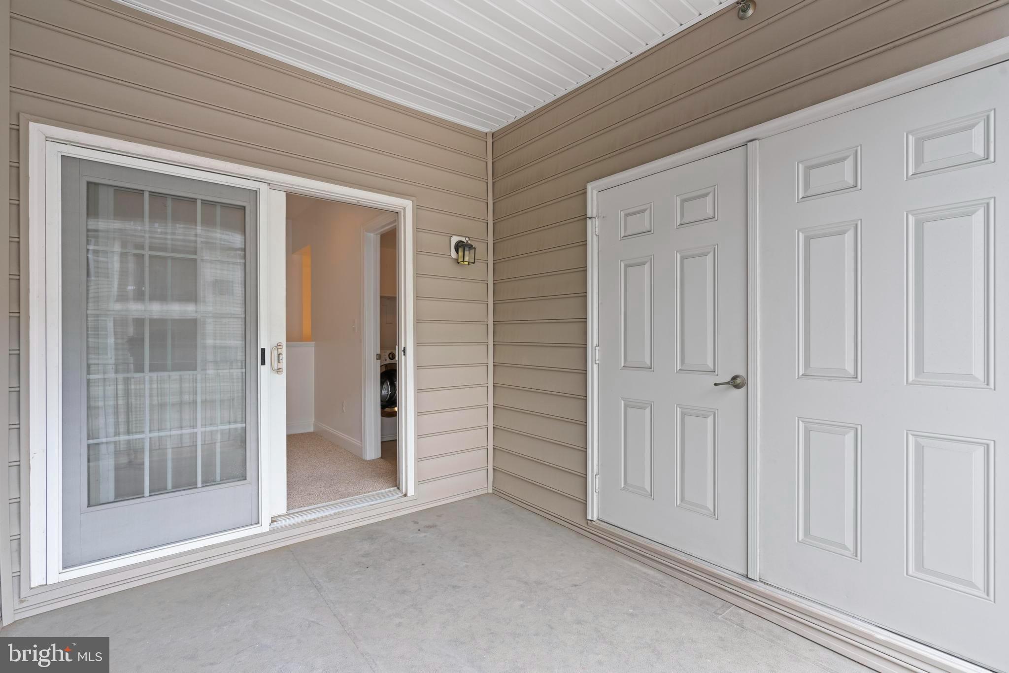 POTOMAC CLUB CONDOMINIUMS - Residential Lease