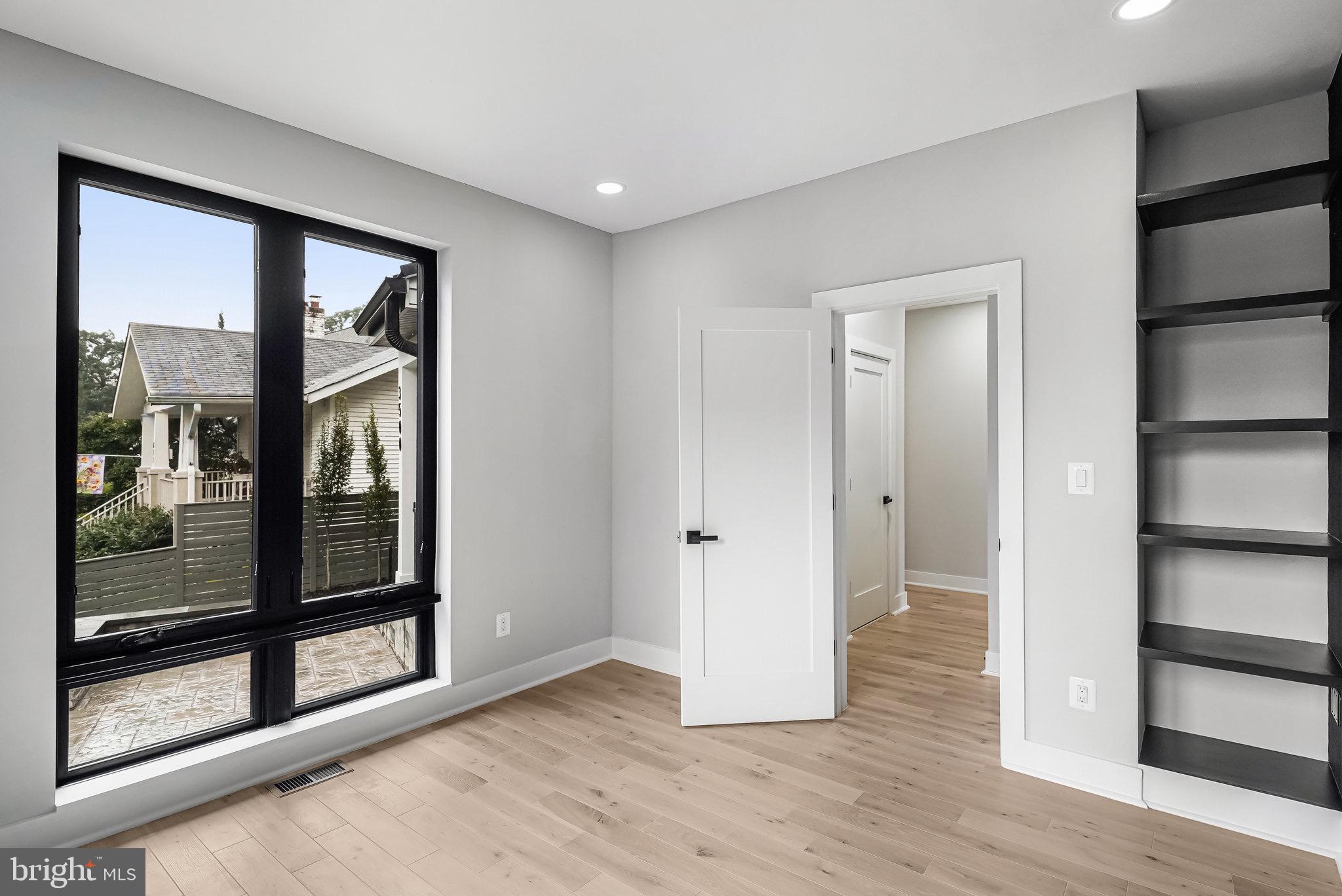 ASHTON HEIGHTS - Residential Lease