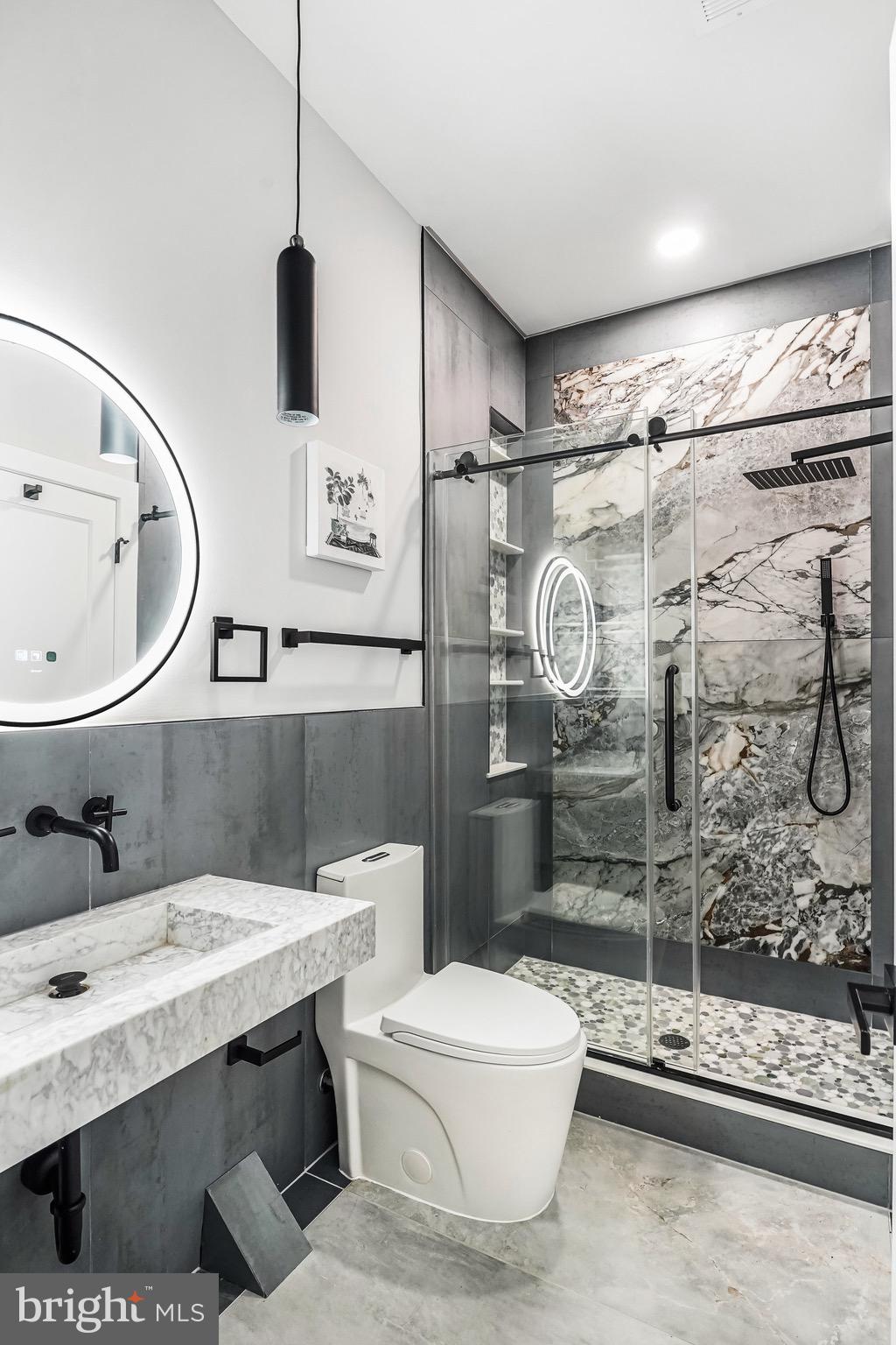 ASHTON HEIGHTS - Residential Lease