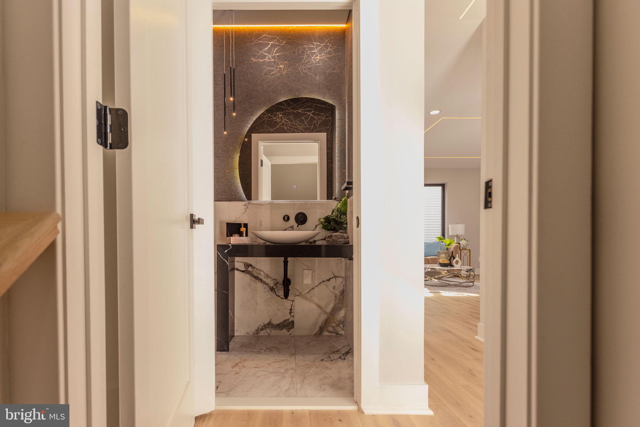 ASHTON HEIGHTS - Residential Lease