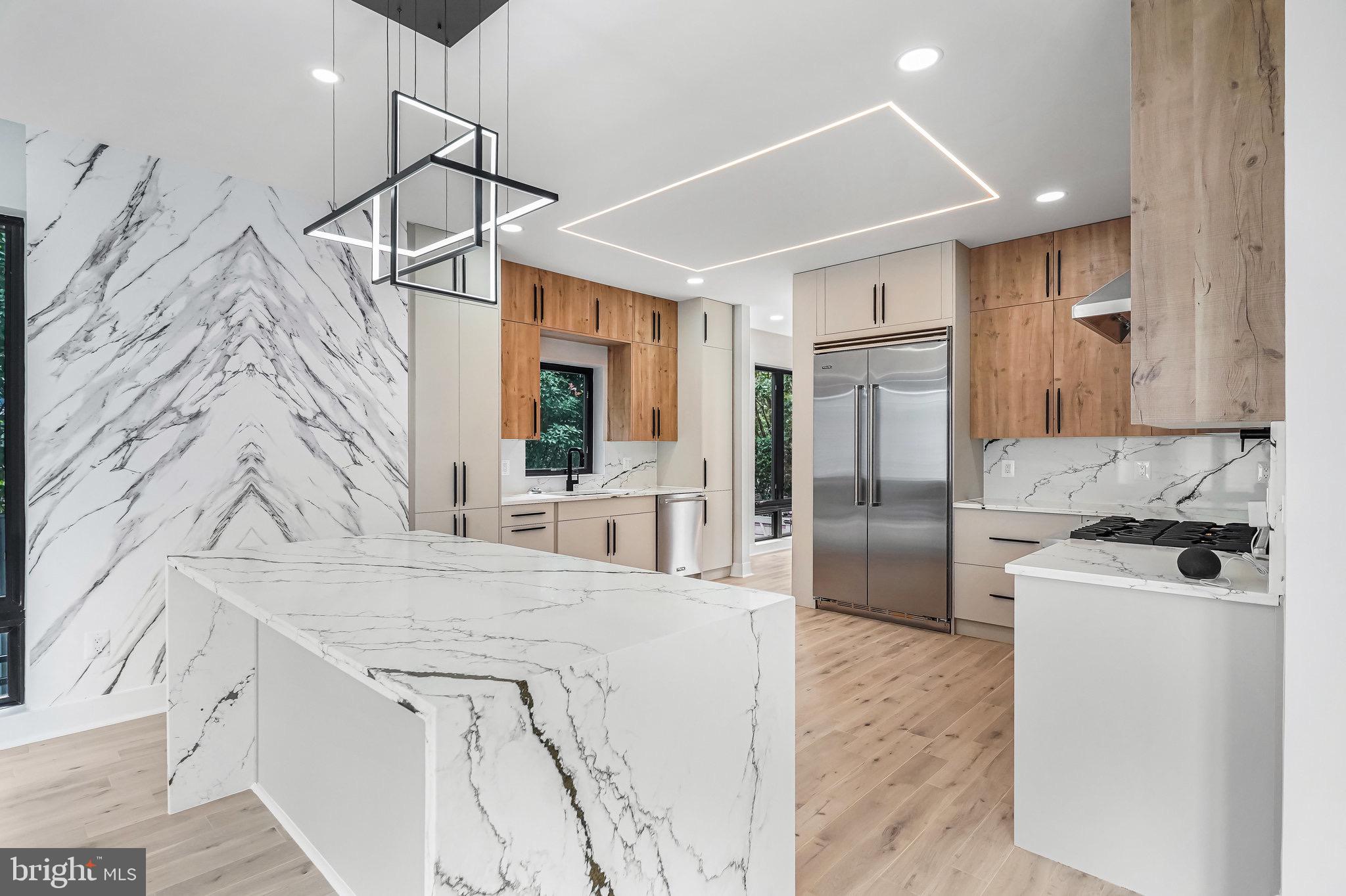 ASHTON HEIGHTS - Residential Lease