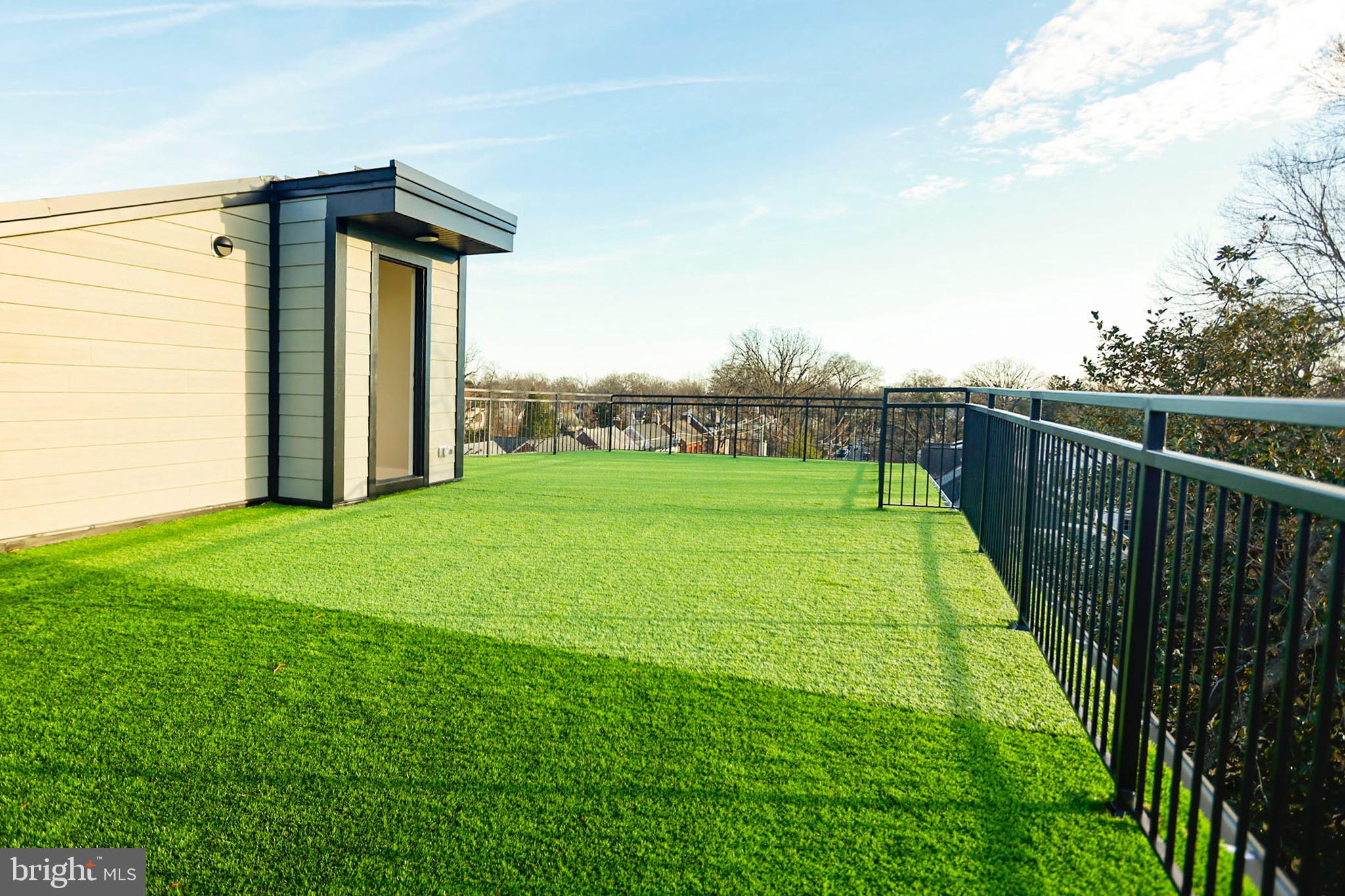 ASHTON HEIGHTS - Residential Lease